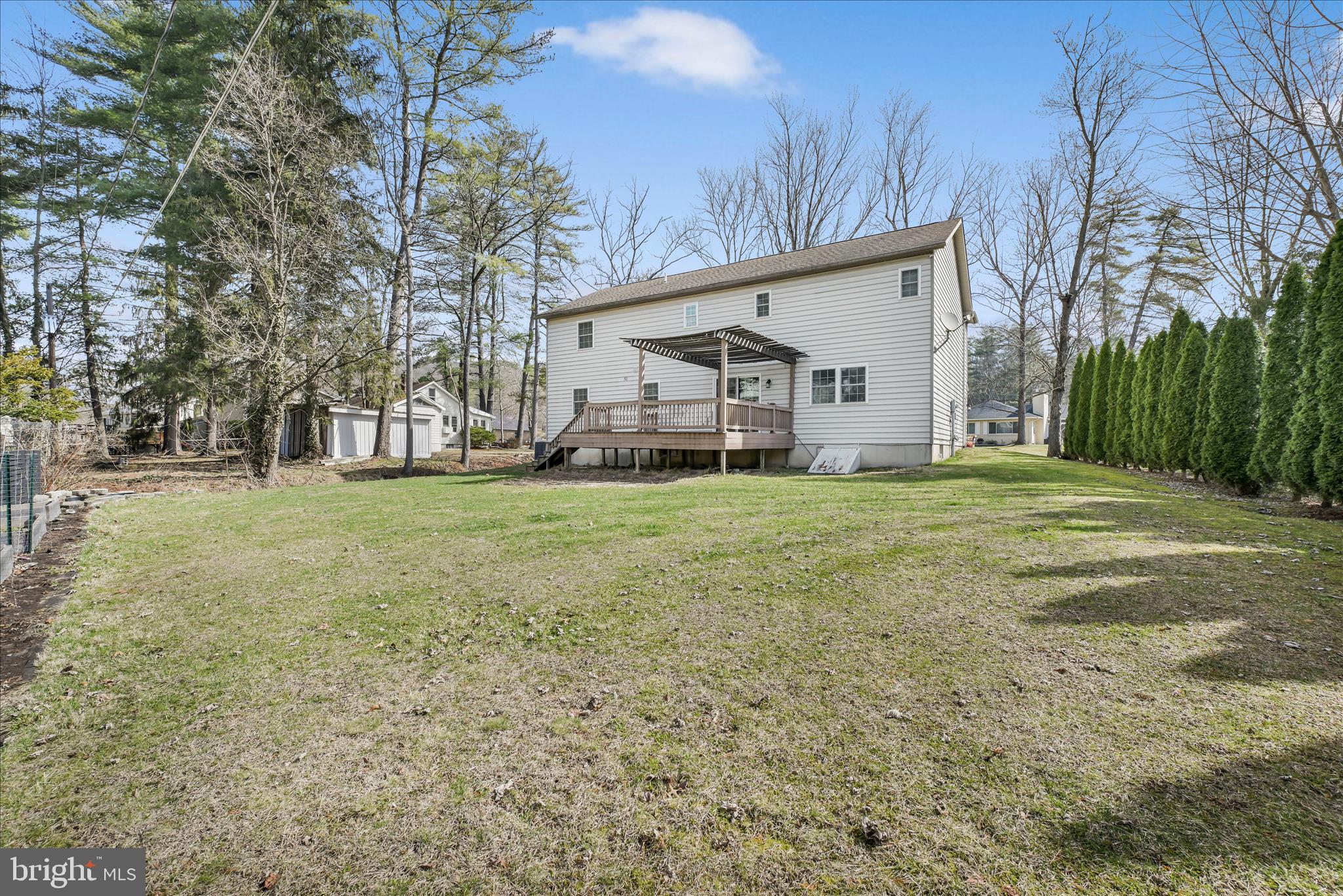 DEER LAKE - Residential