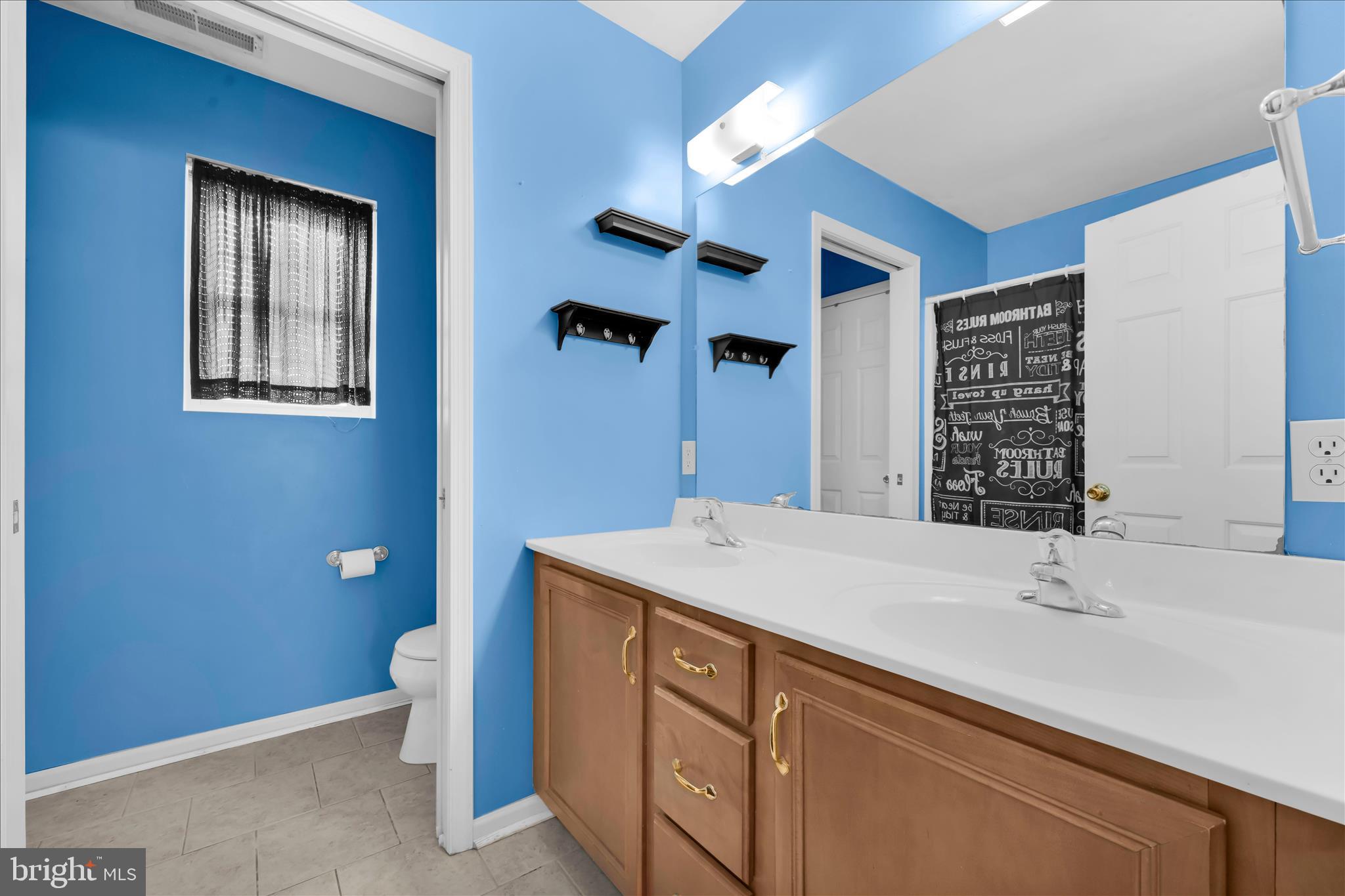 DEER LAKE - Residential