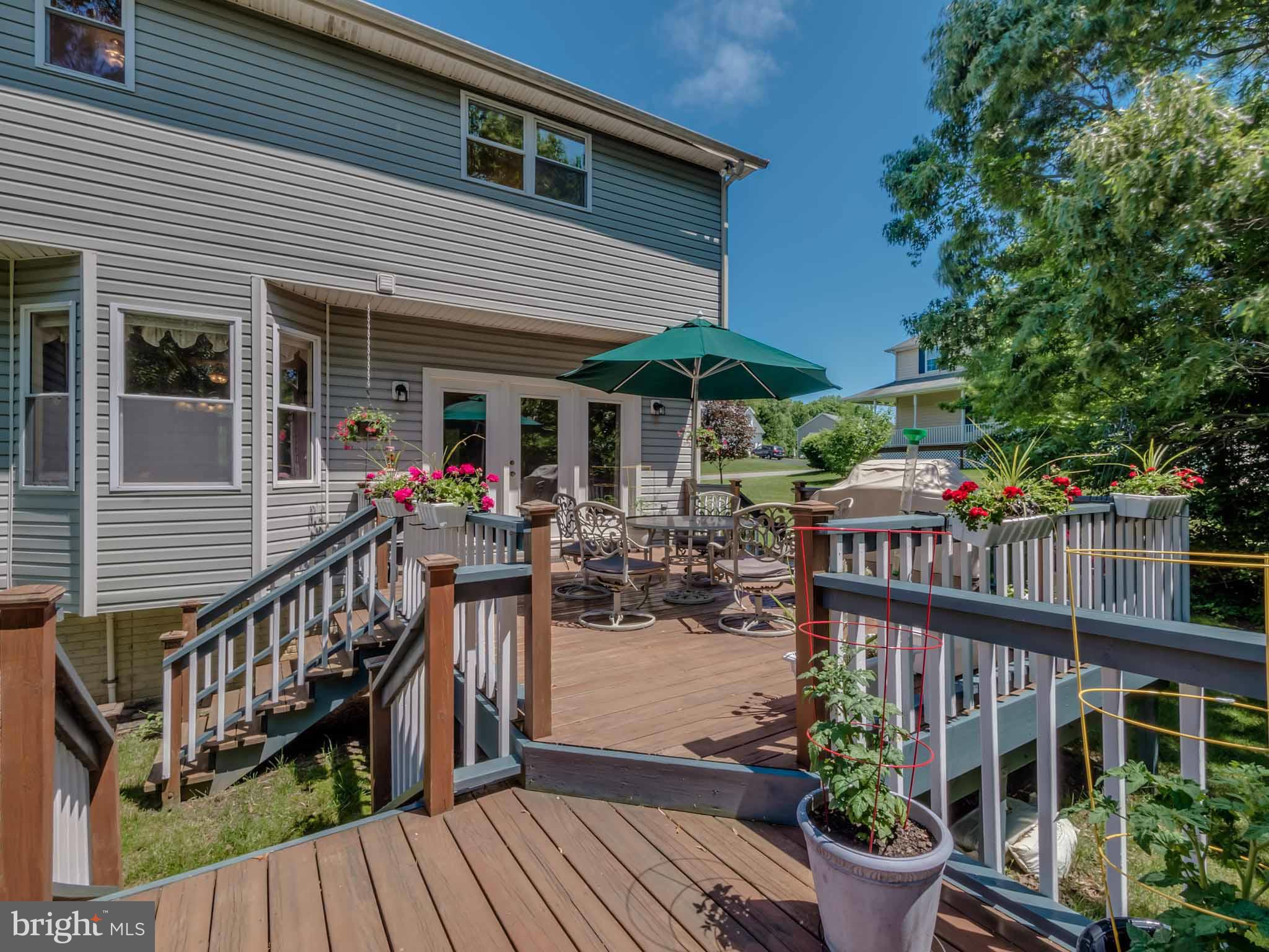 COVE POINT WOODS - Residential