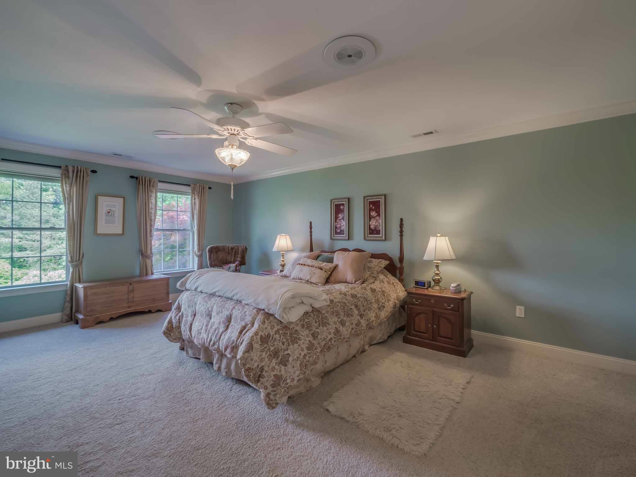 COVE POINT WOODS - Residential