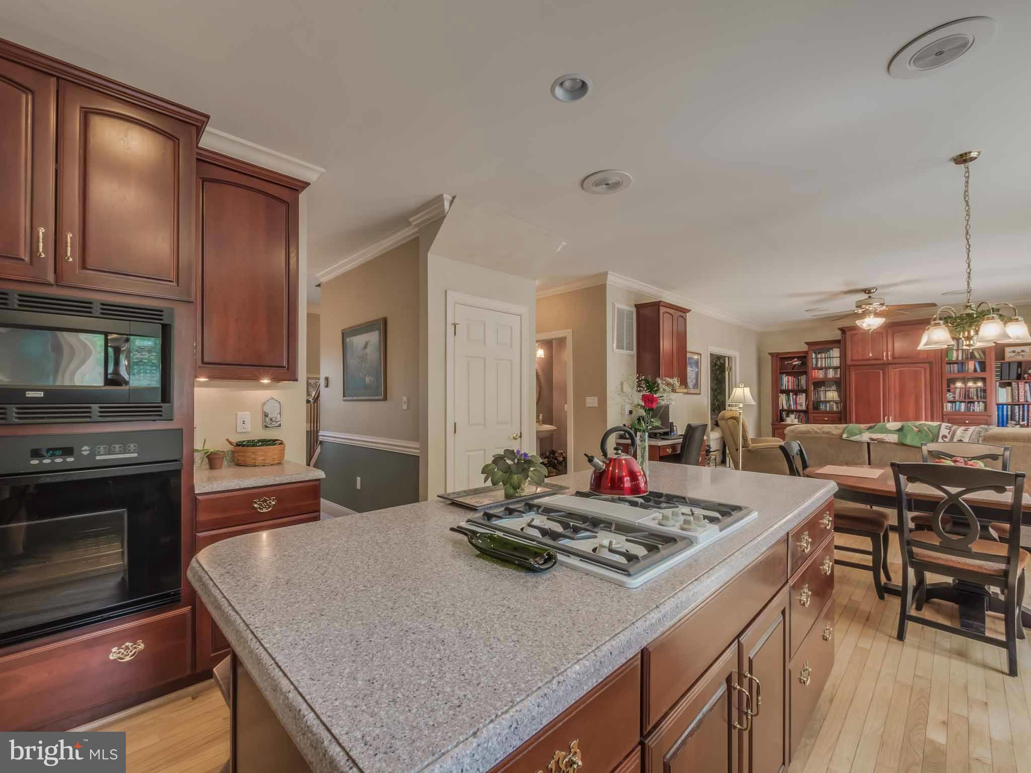 COVE POINT WOODS - Residential