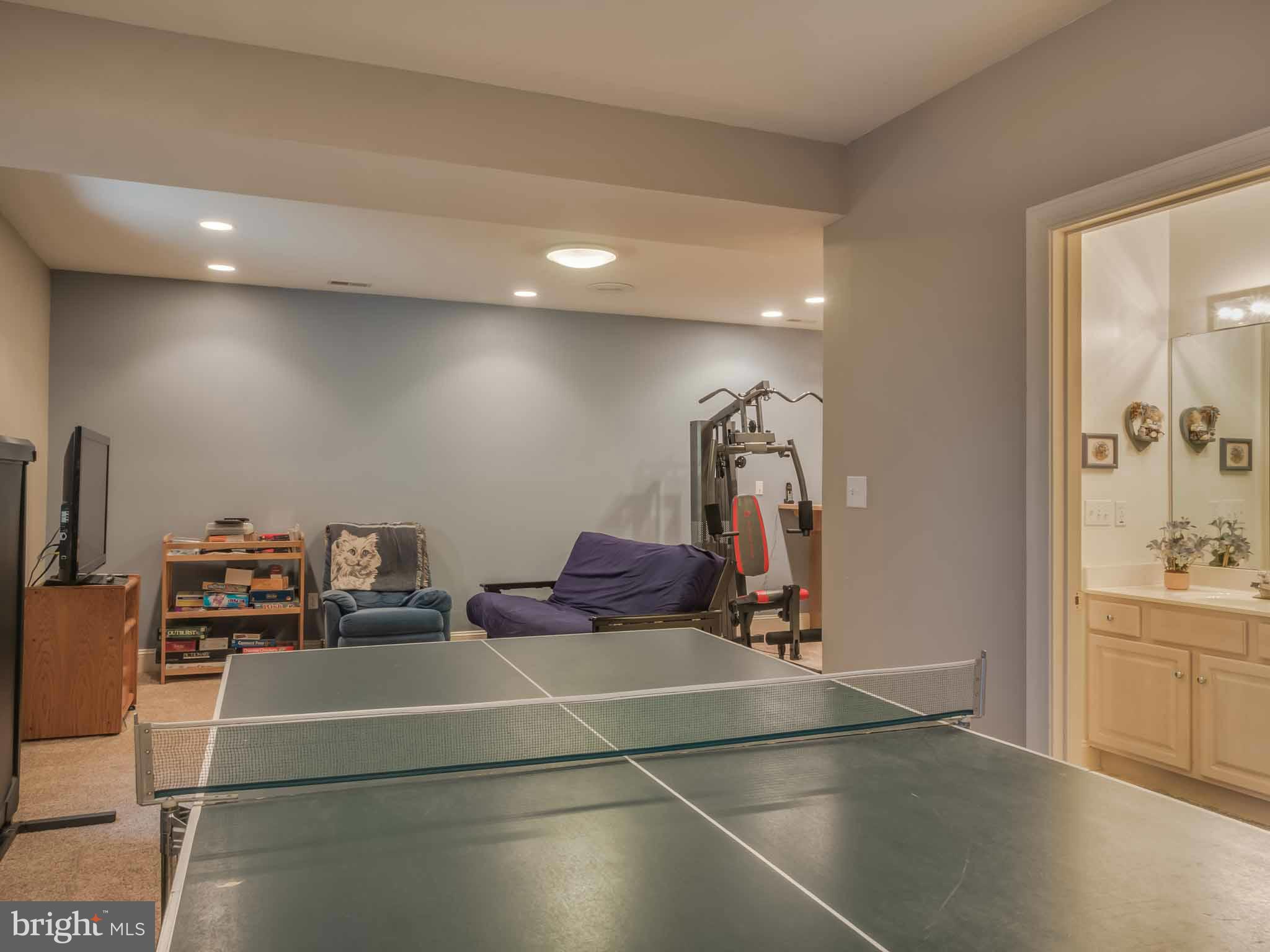 COVE POINT WOODS - Residential