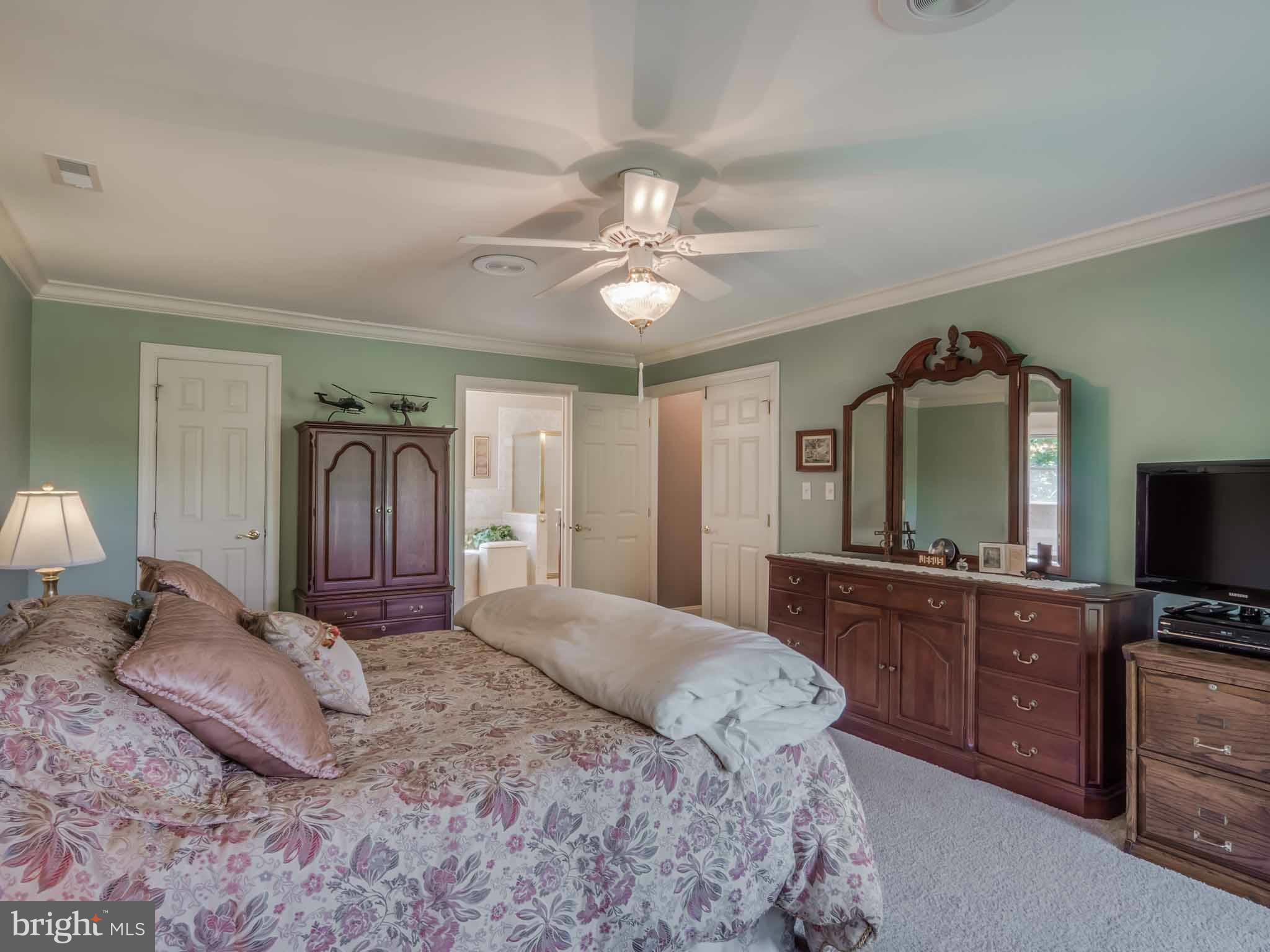 COVE POINT WOODS - Residential