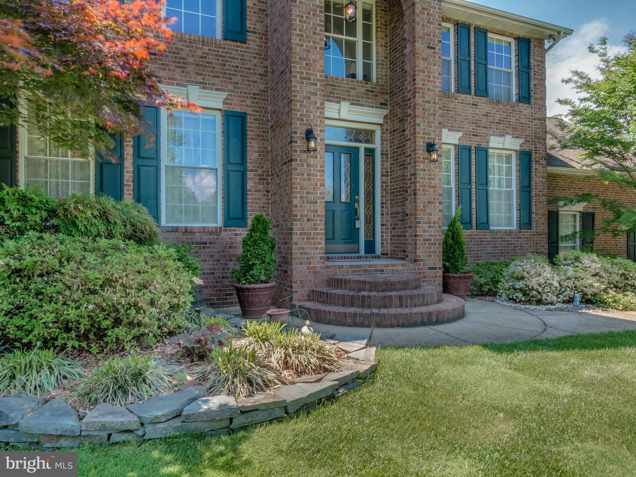 COVE POINT WOODS - Residential