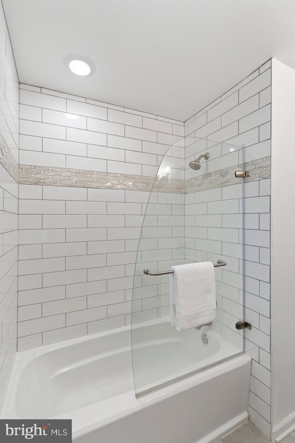 DUN ROVIN - Residential