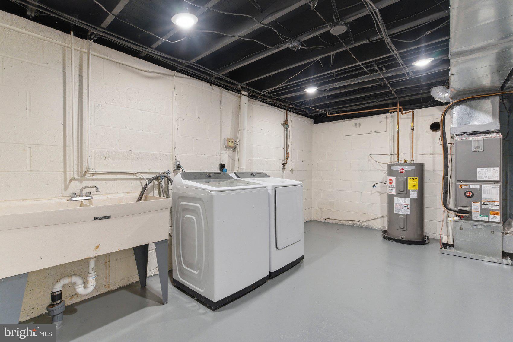 DUN ROVIN - Residential