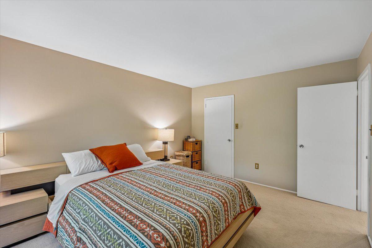 VILLAGE OVERLOOK - Residential