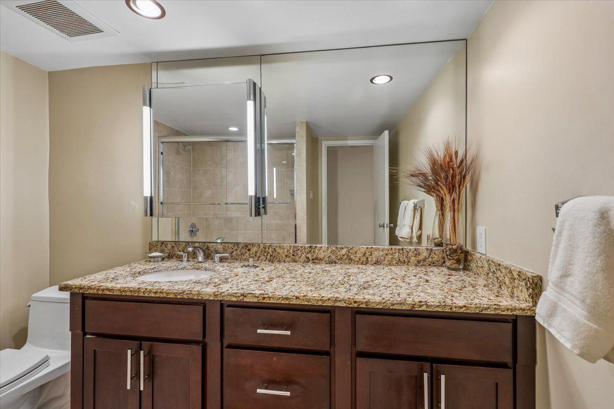 VILLAGE OVERLOOK - Residential