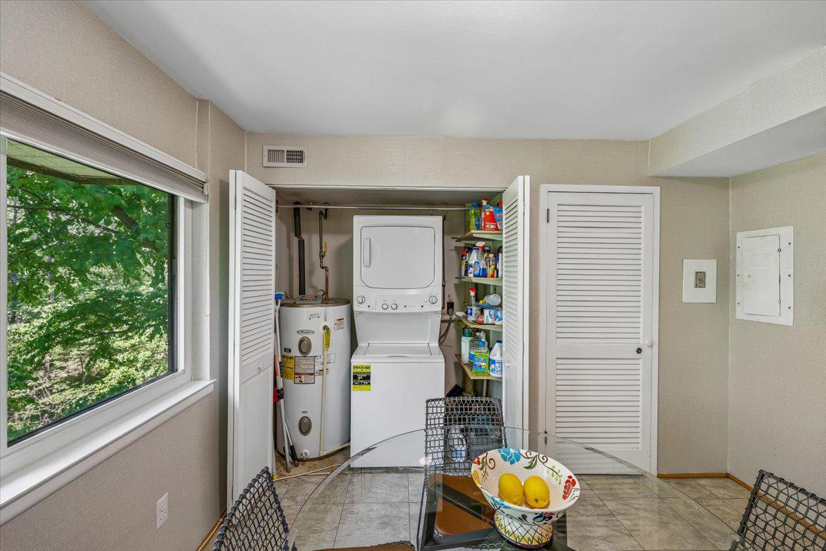 VILLAGE OVERLOOK - Residential