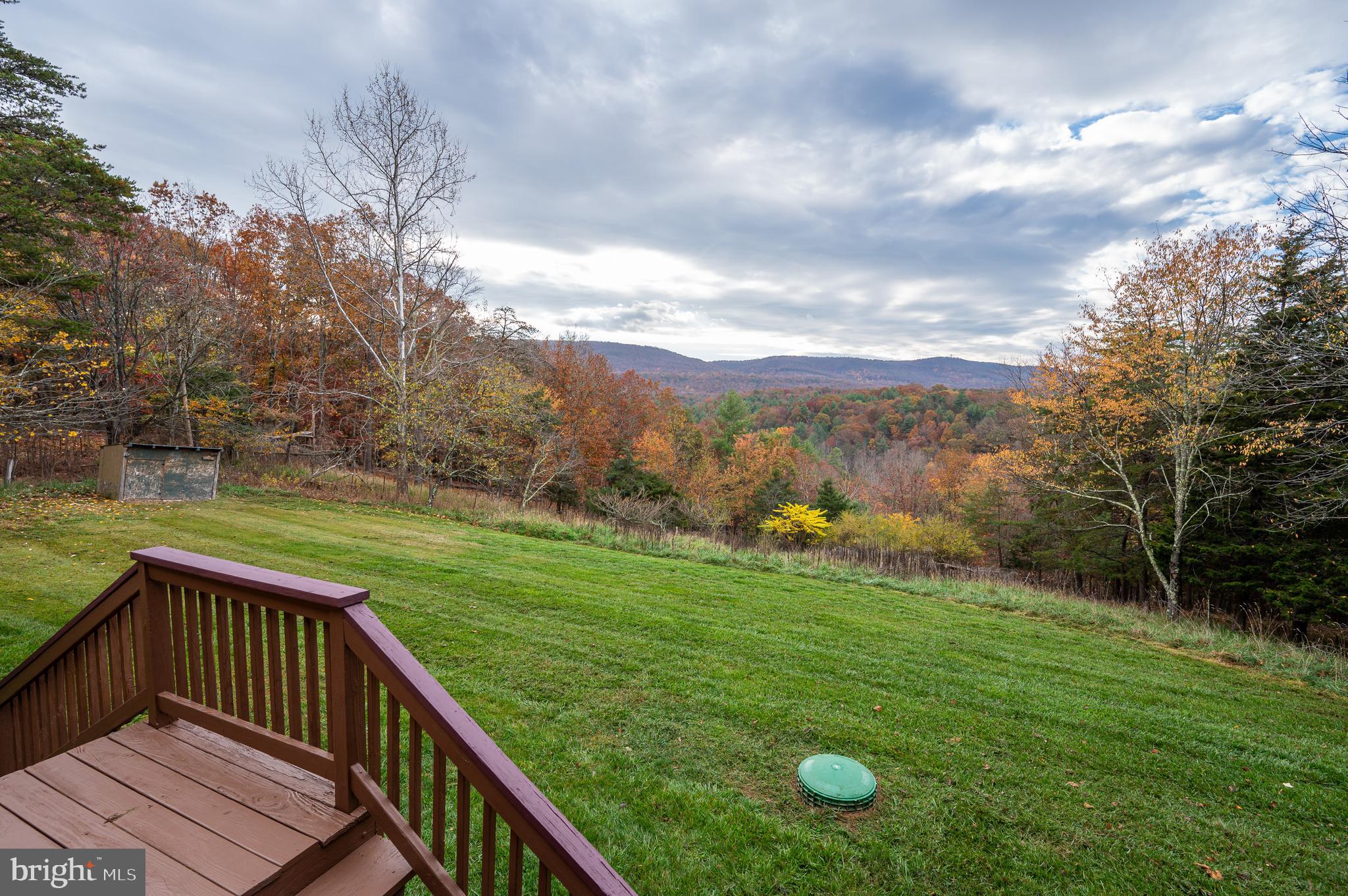 MIDDLE RIDGE ESTATES - Residential