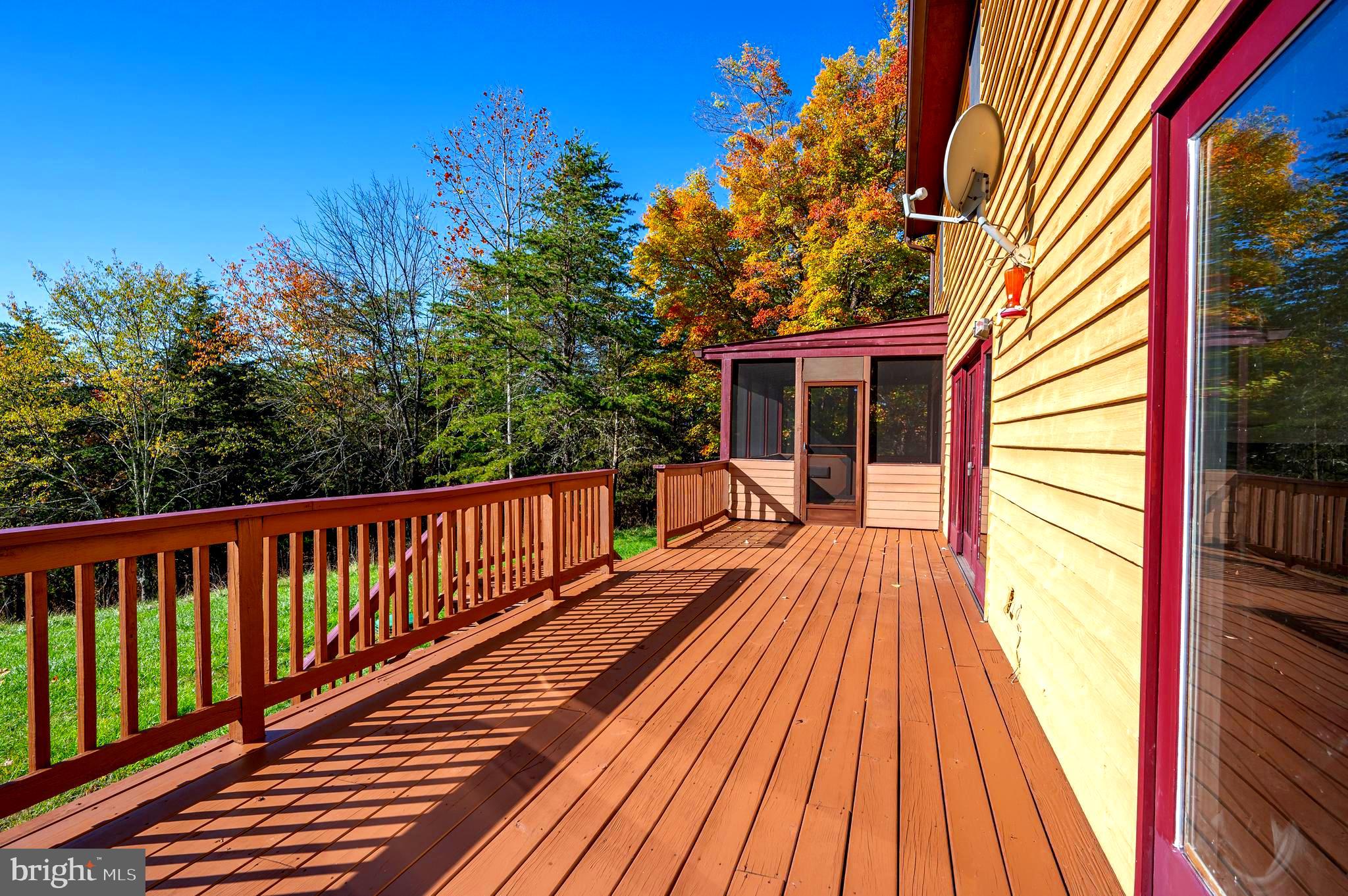 MIDDLE RIDGE ESTATES - Residential