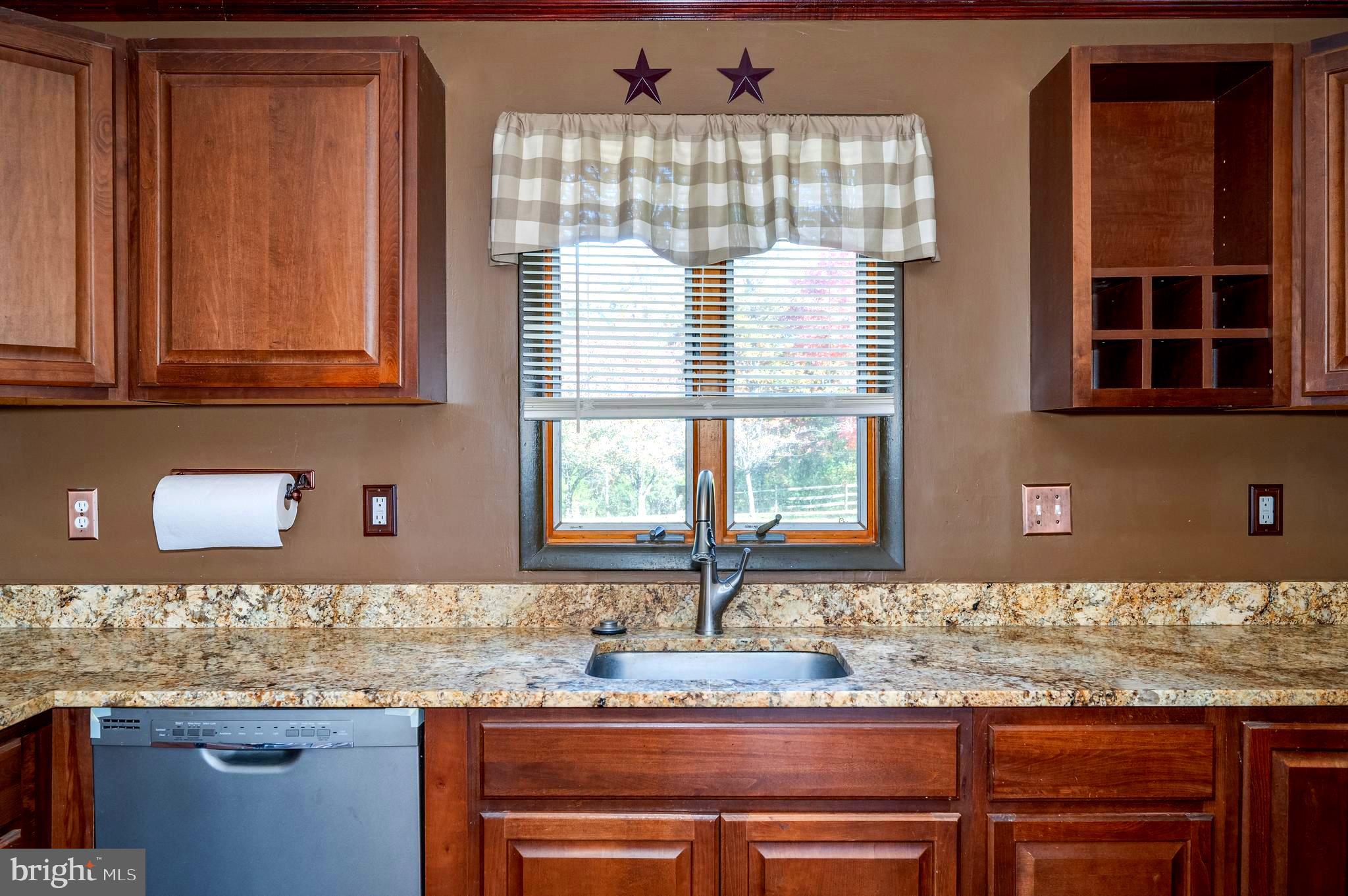 MIDDLE RIDGE ESTATES - Residential