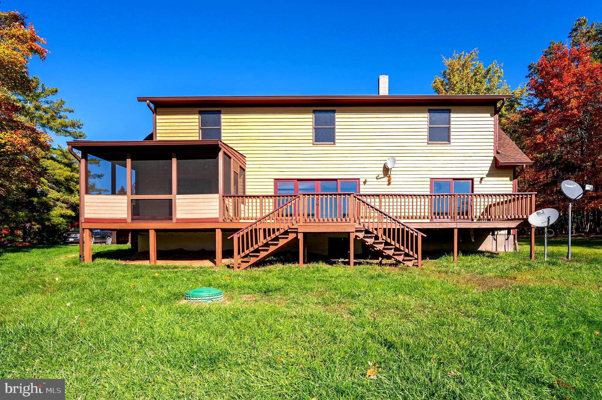 MIDDLE RIDGE ESTATES - Residential