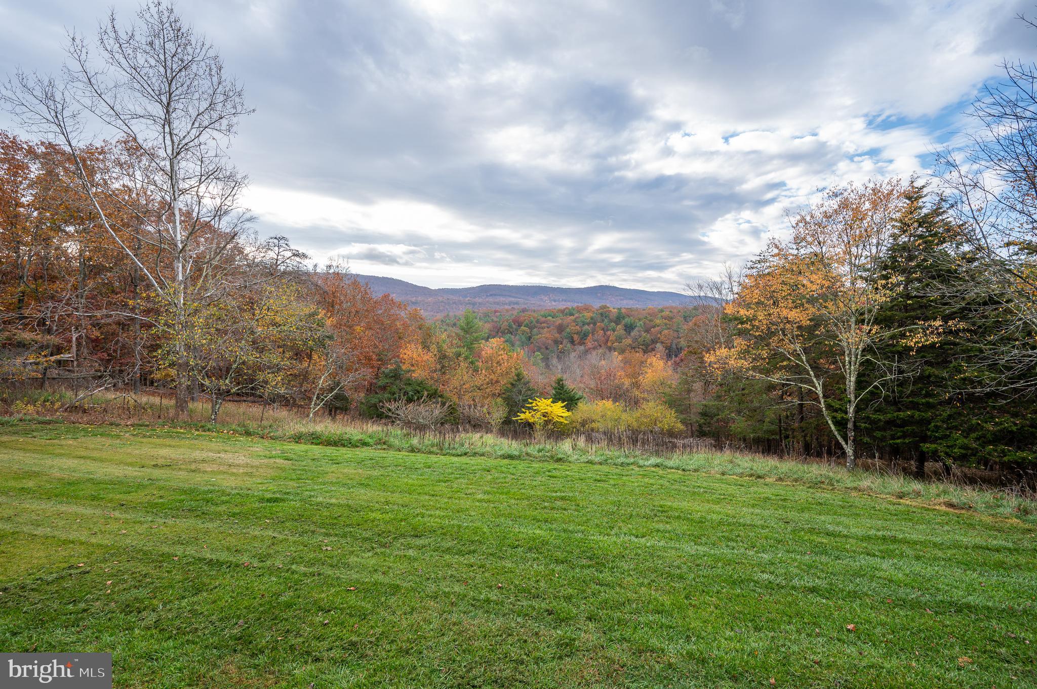 MIDDLE RIDGE ESTATES - Residential