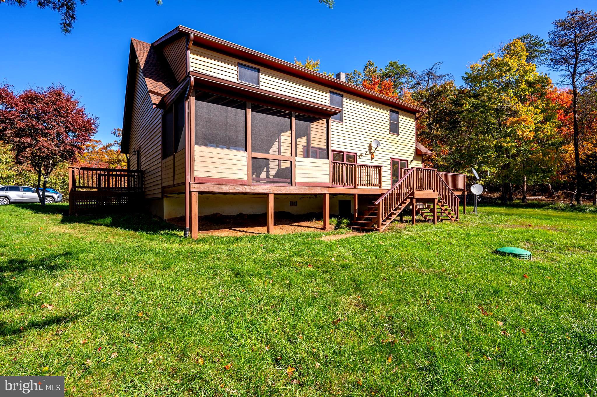 MIDDLE RIDGE ESTATES - Residential