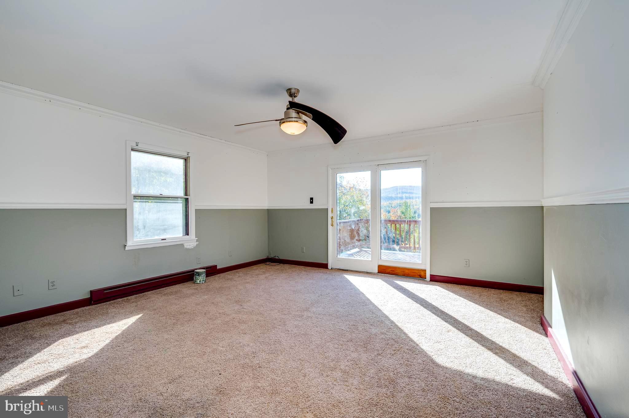 MIDDLE RIDGE ESTATES - Residential