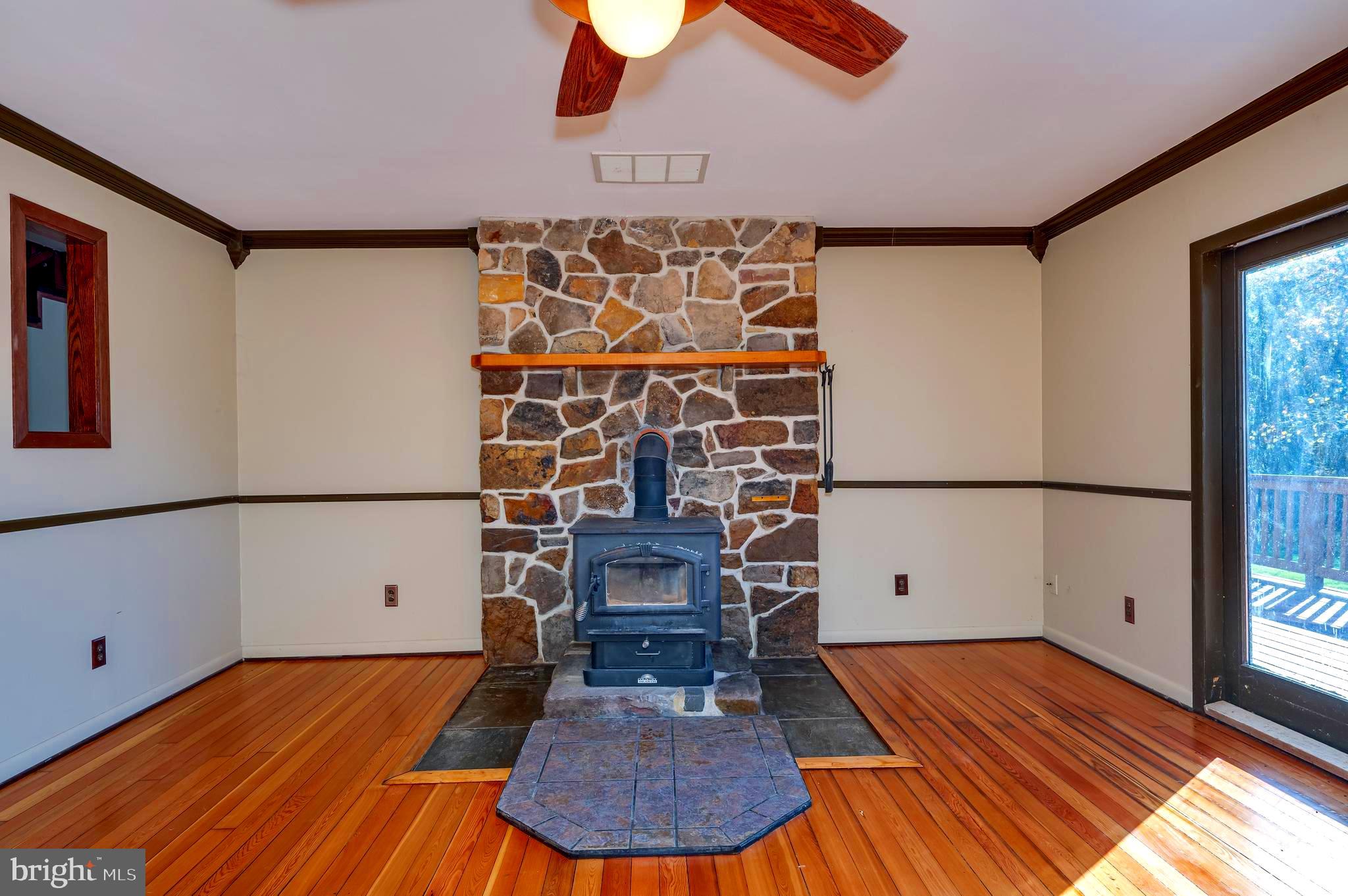 MIDDLE RIDGE ESTATES - Residential