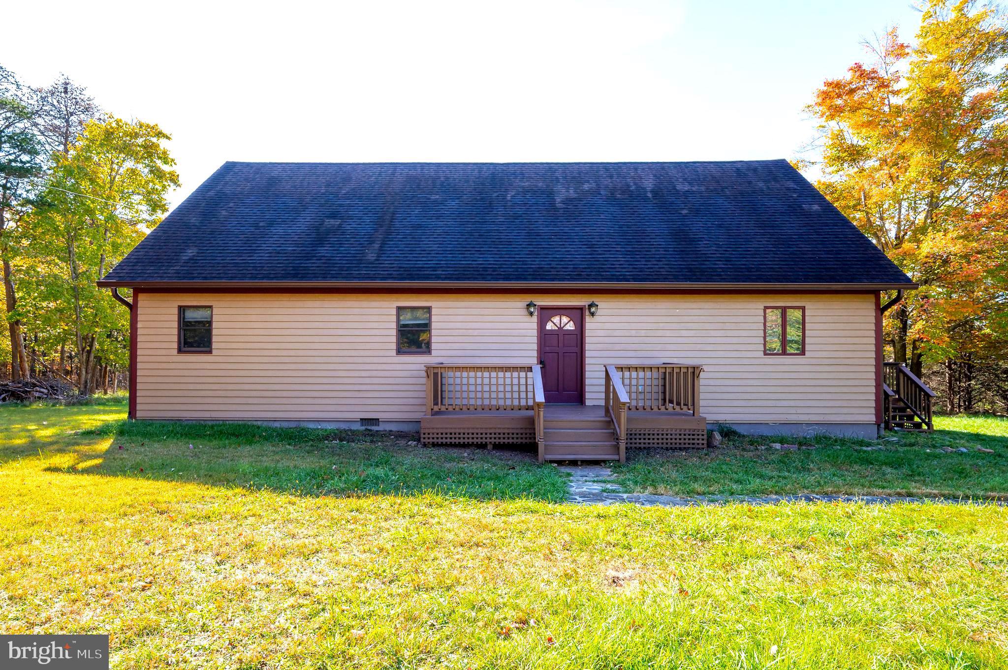 MIDDLE RIDGE ESTATES - Residential