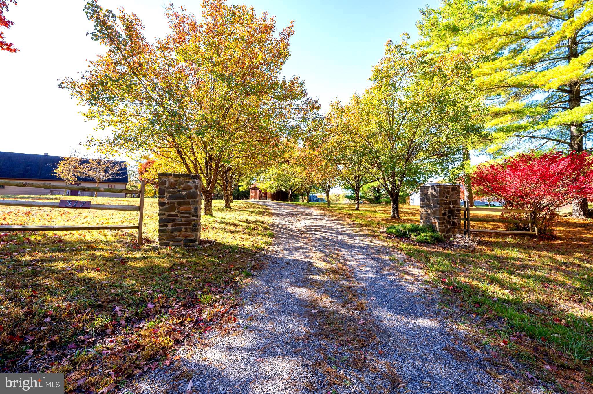 MIDDLE RIDGE ESTATES - Residential