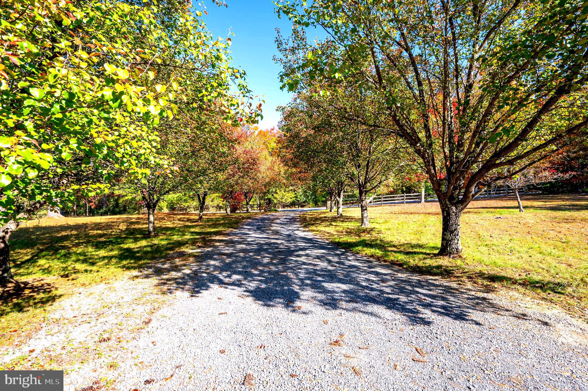 MIDDLE RIDGE ESTATES - Residential