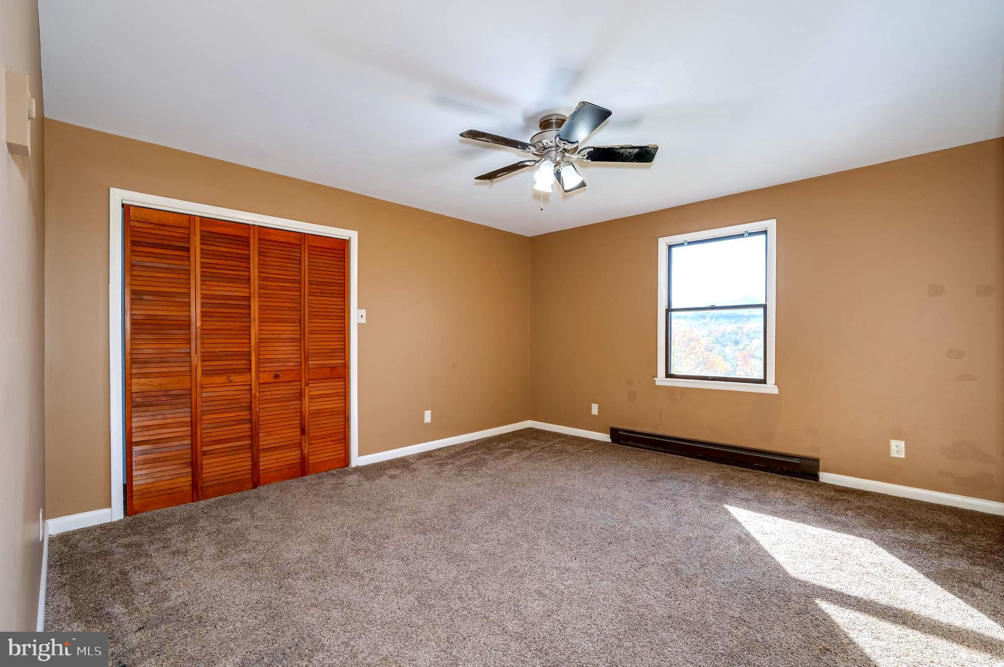 MIDDLE RIDGE ESTATES - Residential