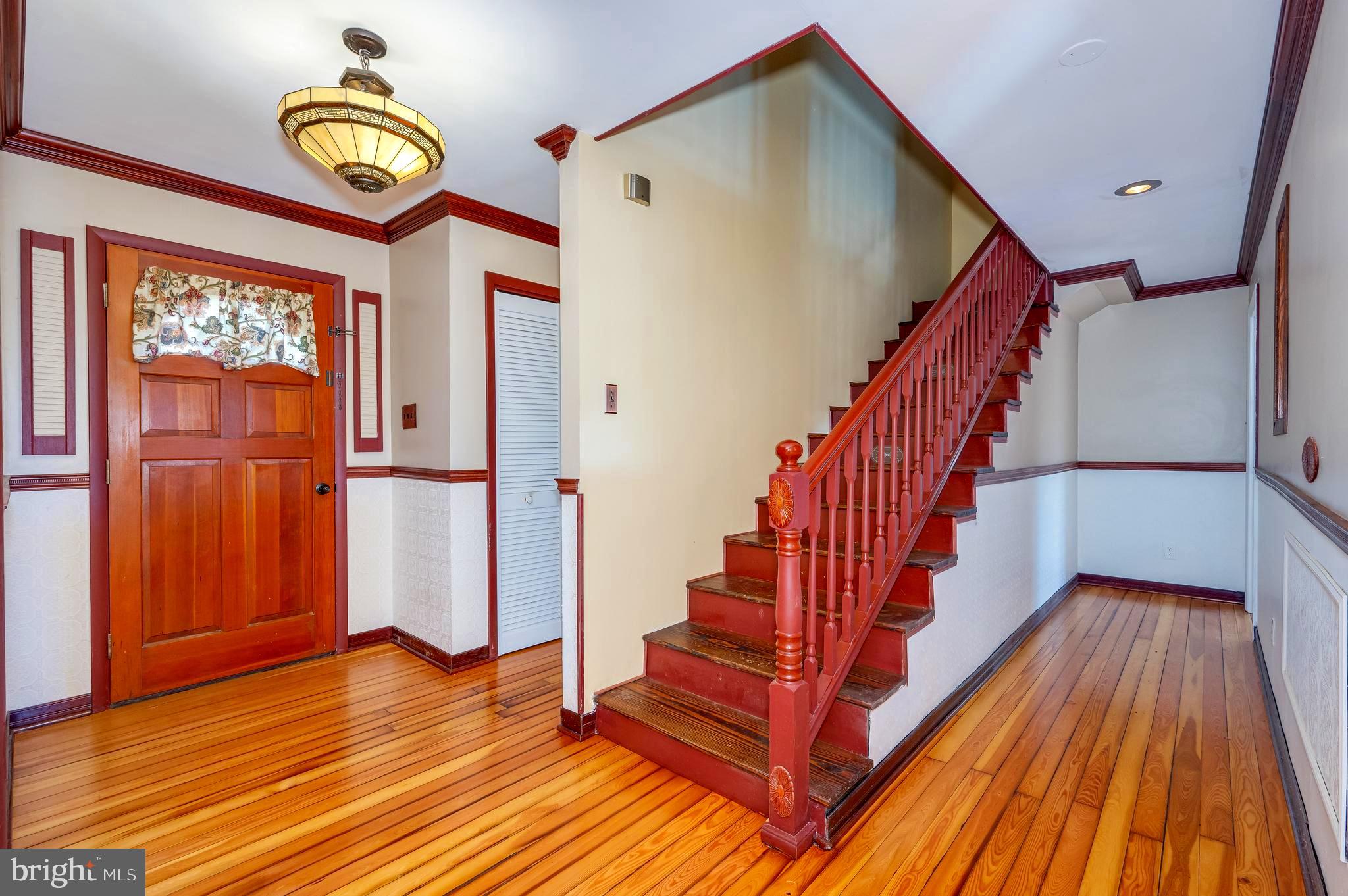 MIDDLE RIDGE ESTATES - Residential