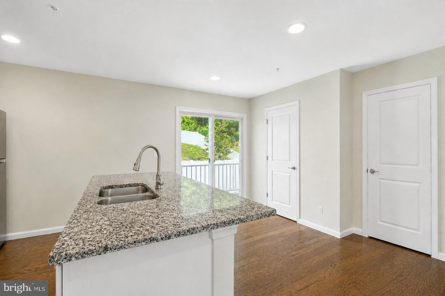 GATEWAY - Residential