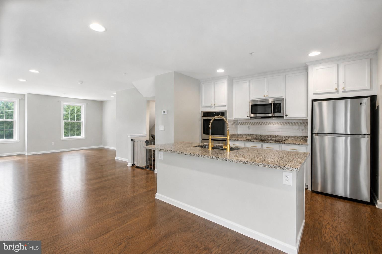 GATEWAY - Residential