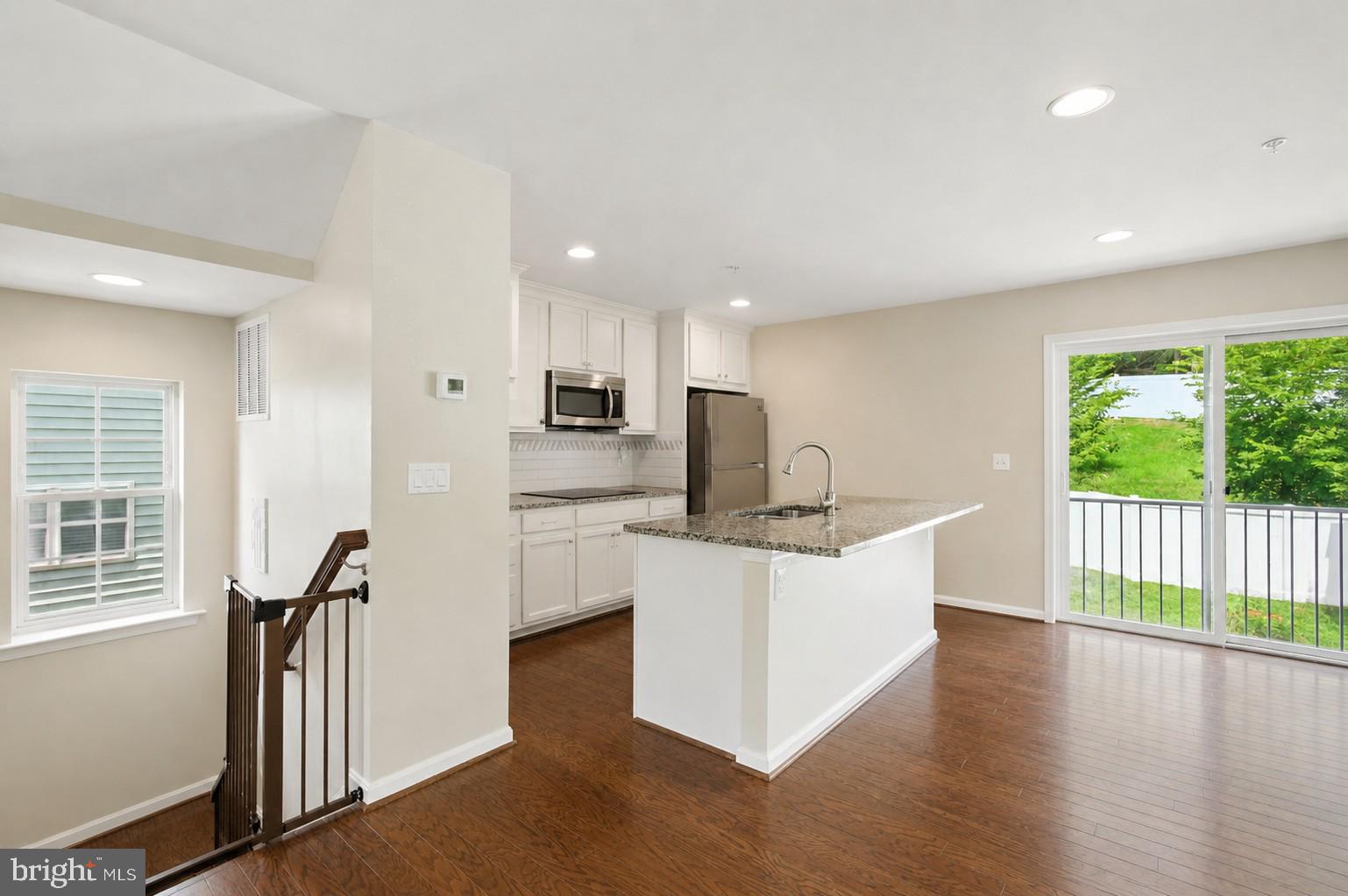 GATEWAY - Residential