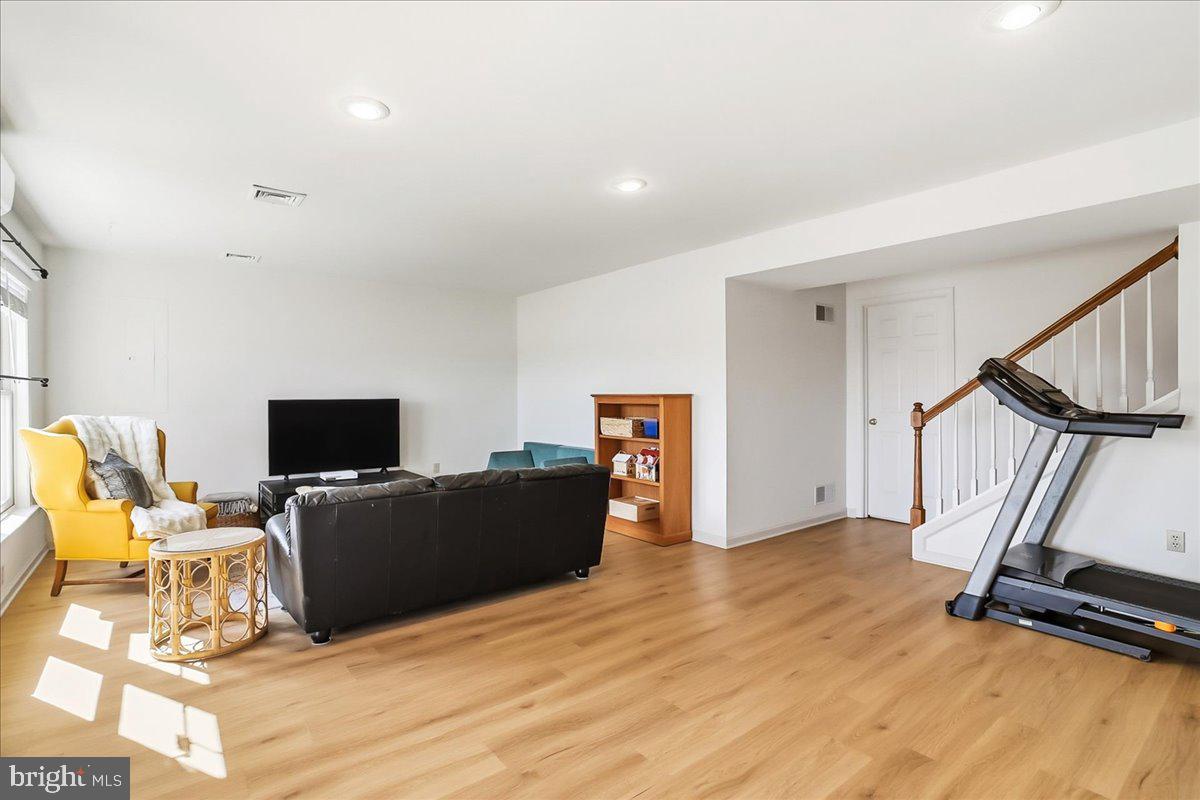 SUMMERFIELD AT ELVERSON - Residential