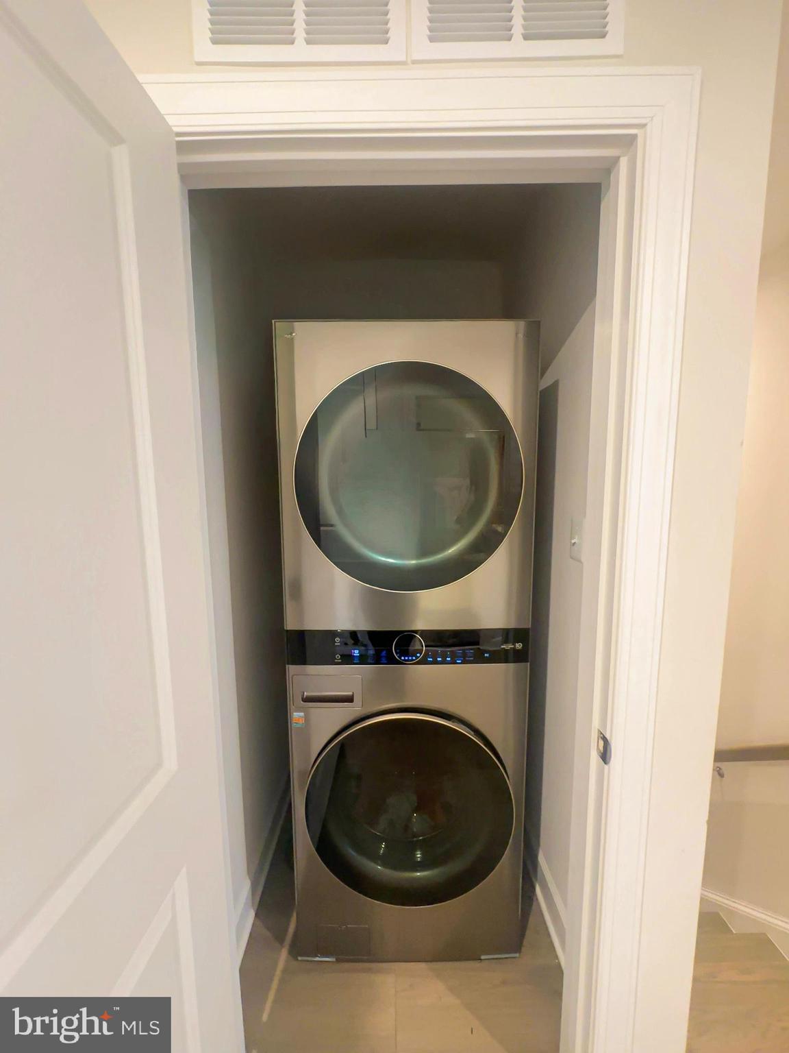 MARLBORO RIDGE - Residential