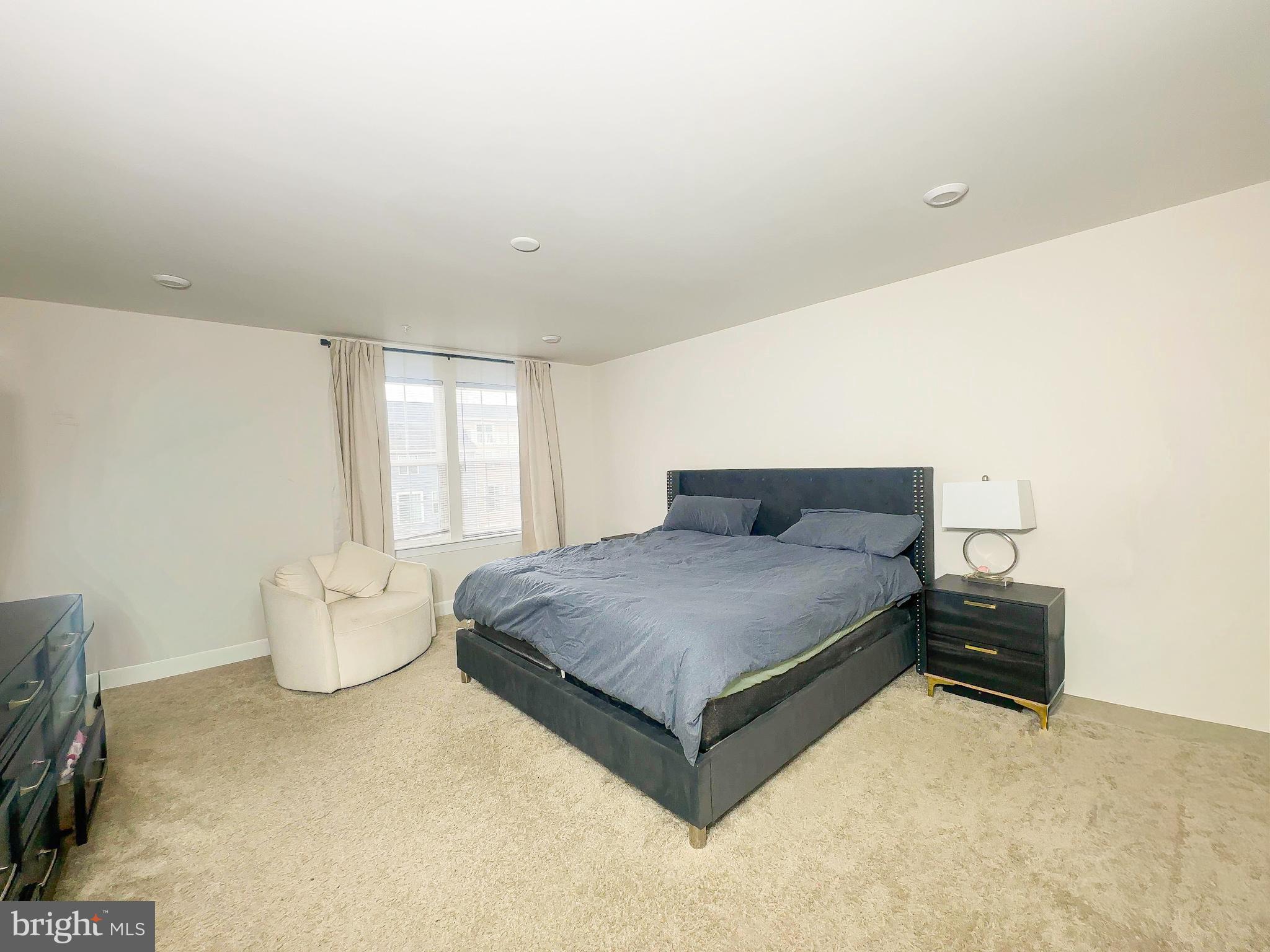 MARLBORO RIDGE - Residential