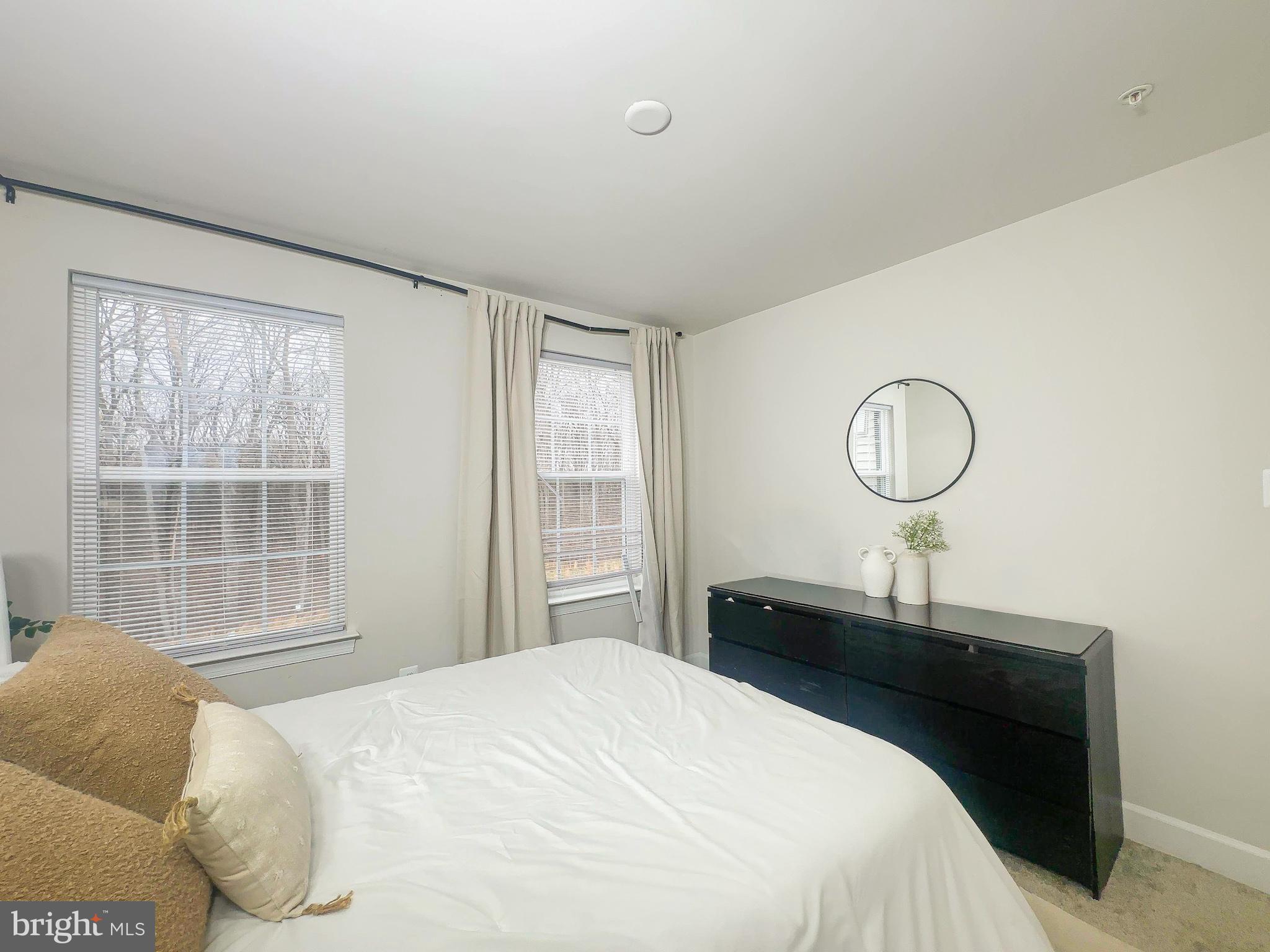 MARLBORO RIDGE - Residential