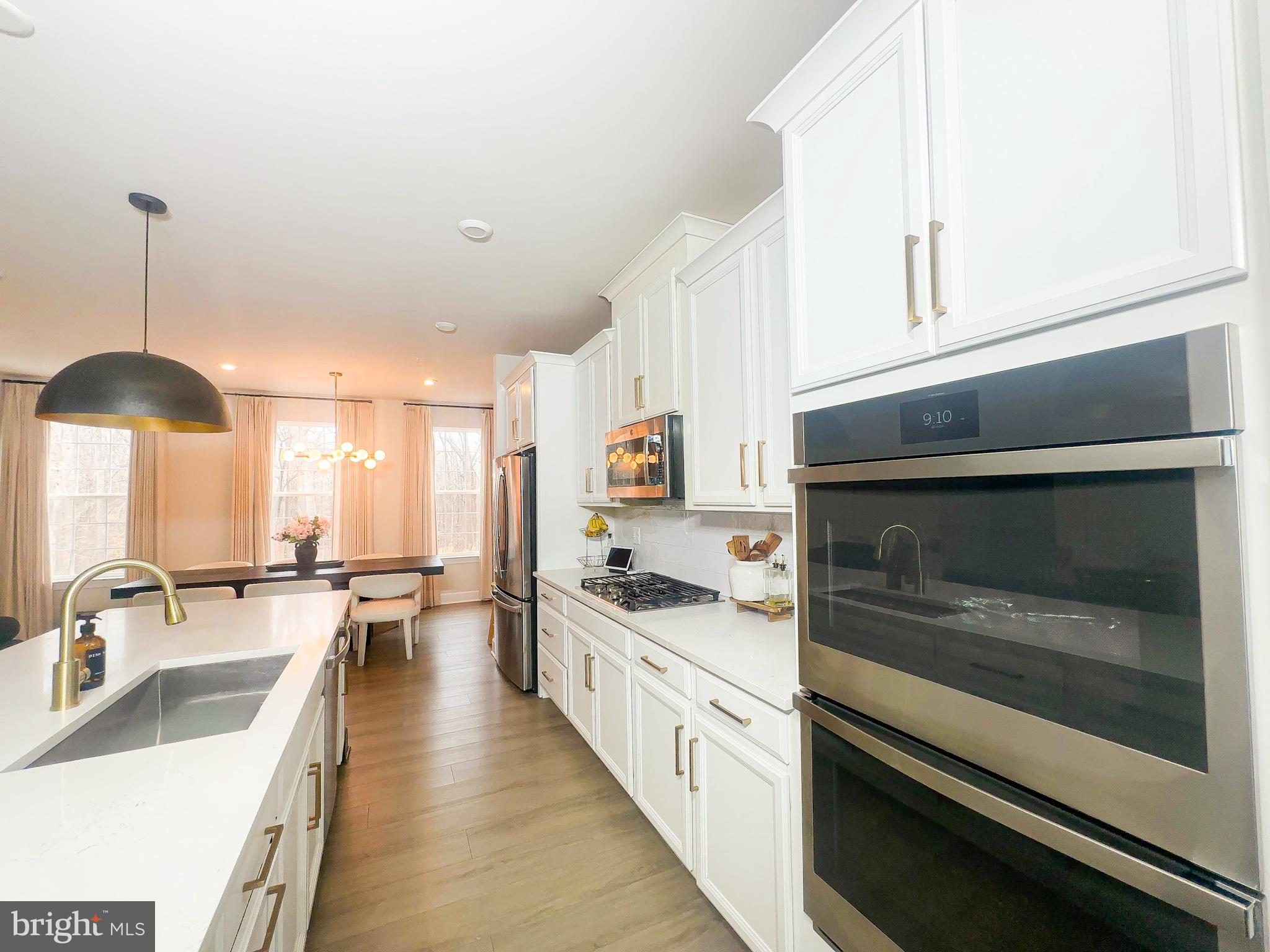 MARLBORO RIDGE - Residential