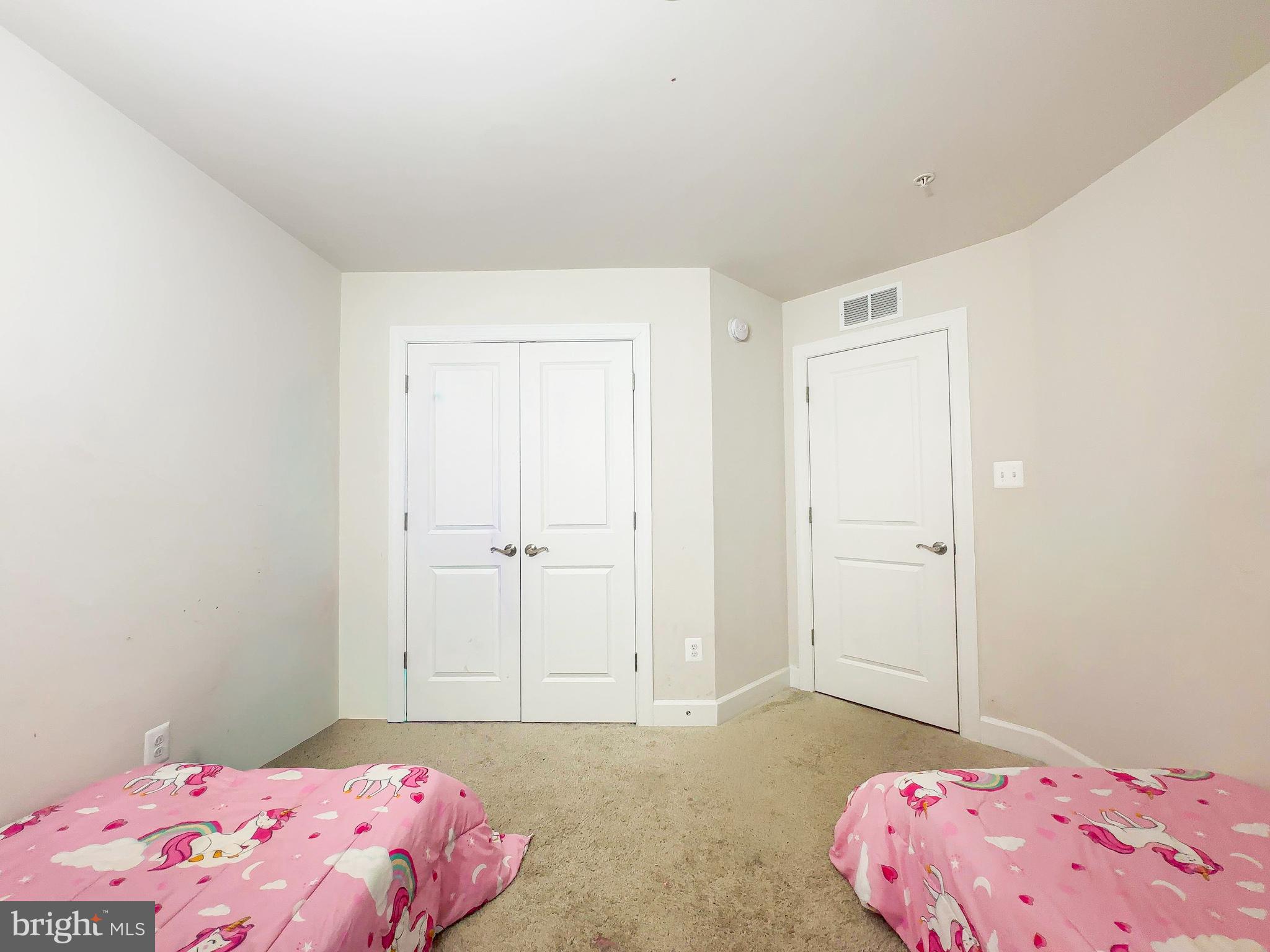 MARLBORO RIDGE - Residential