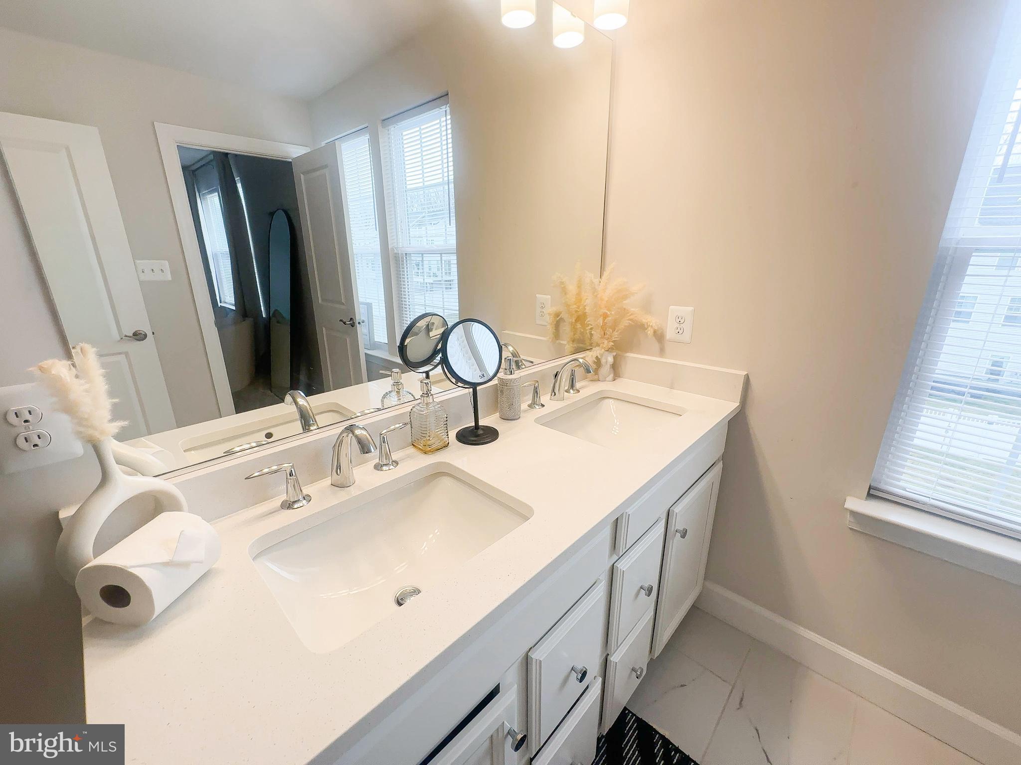 MARLBORO RIDGE - Residential