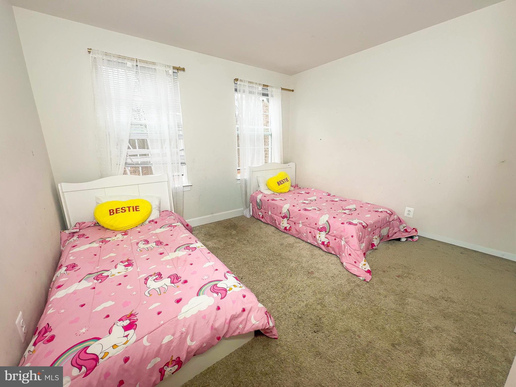 MARLBORO RIDGE - Residential