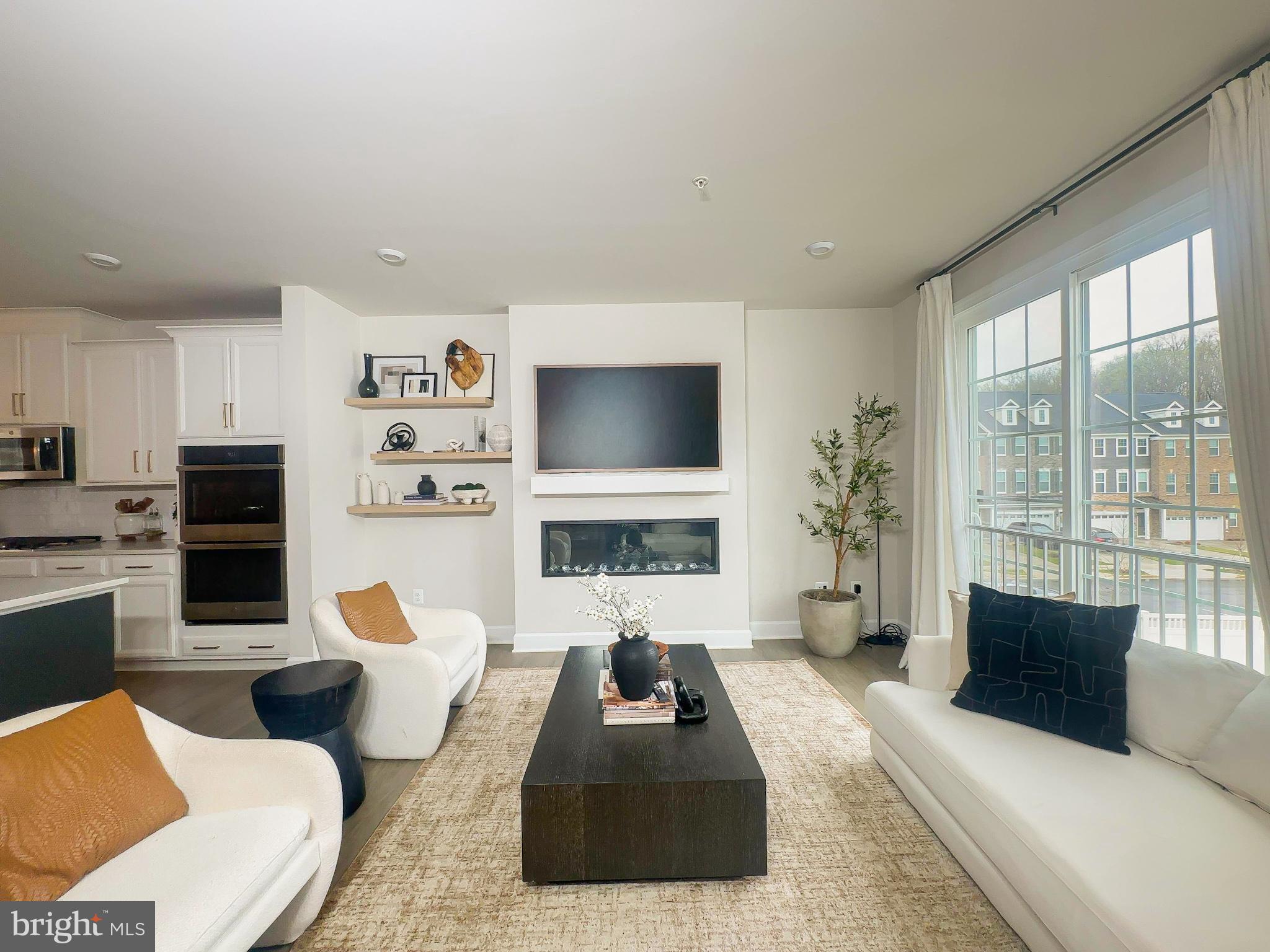 MARLBORO RIDGE - Residential