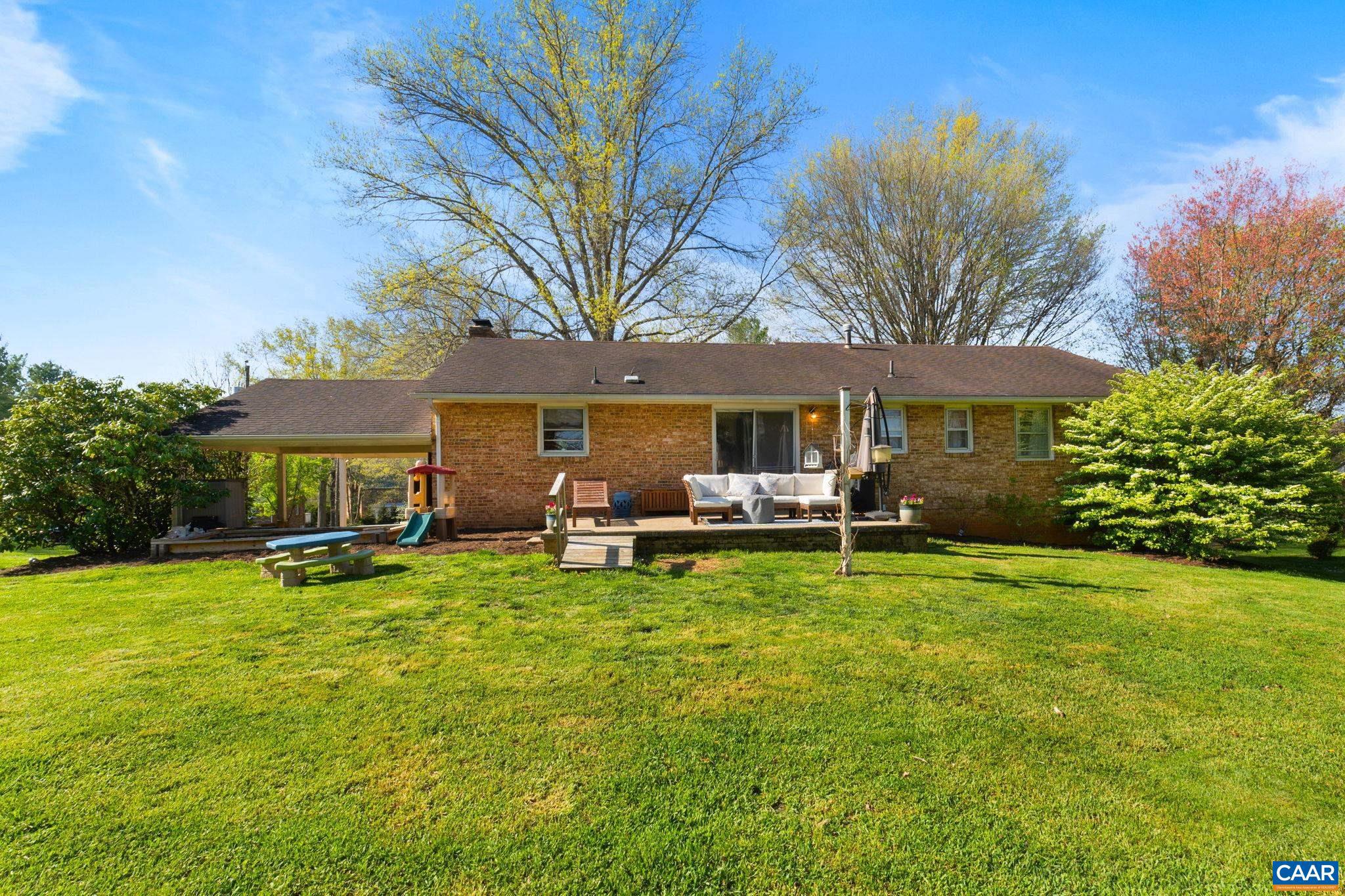 WALNUT GROVE FARM - Residential