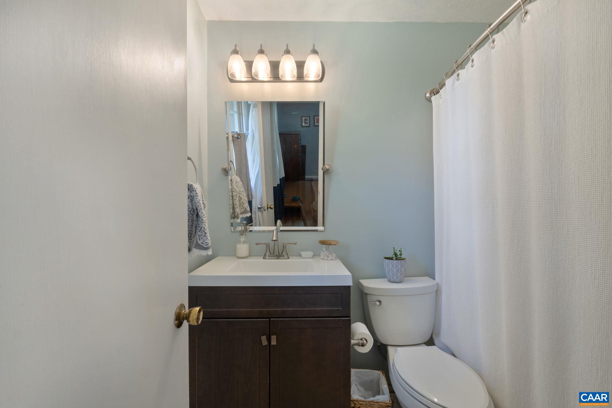 WALNUT GROVE FARM - Residential