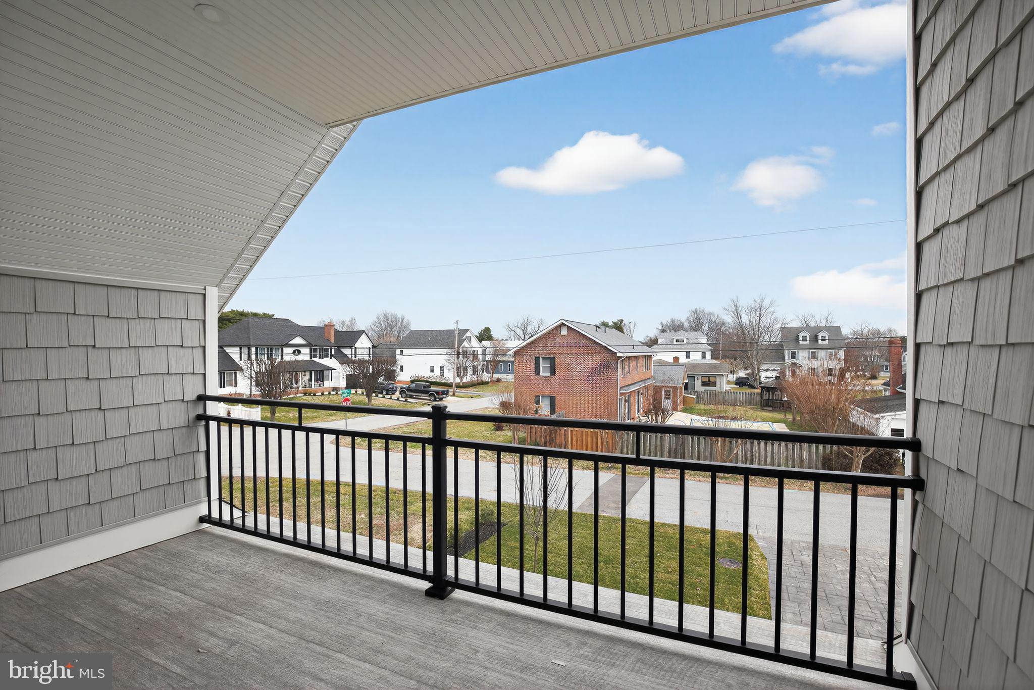 AVONDALE - Residential