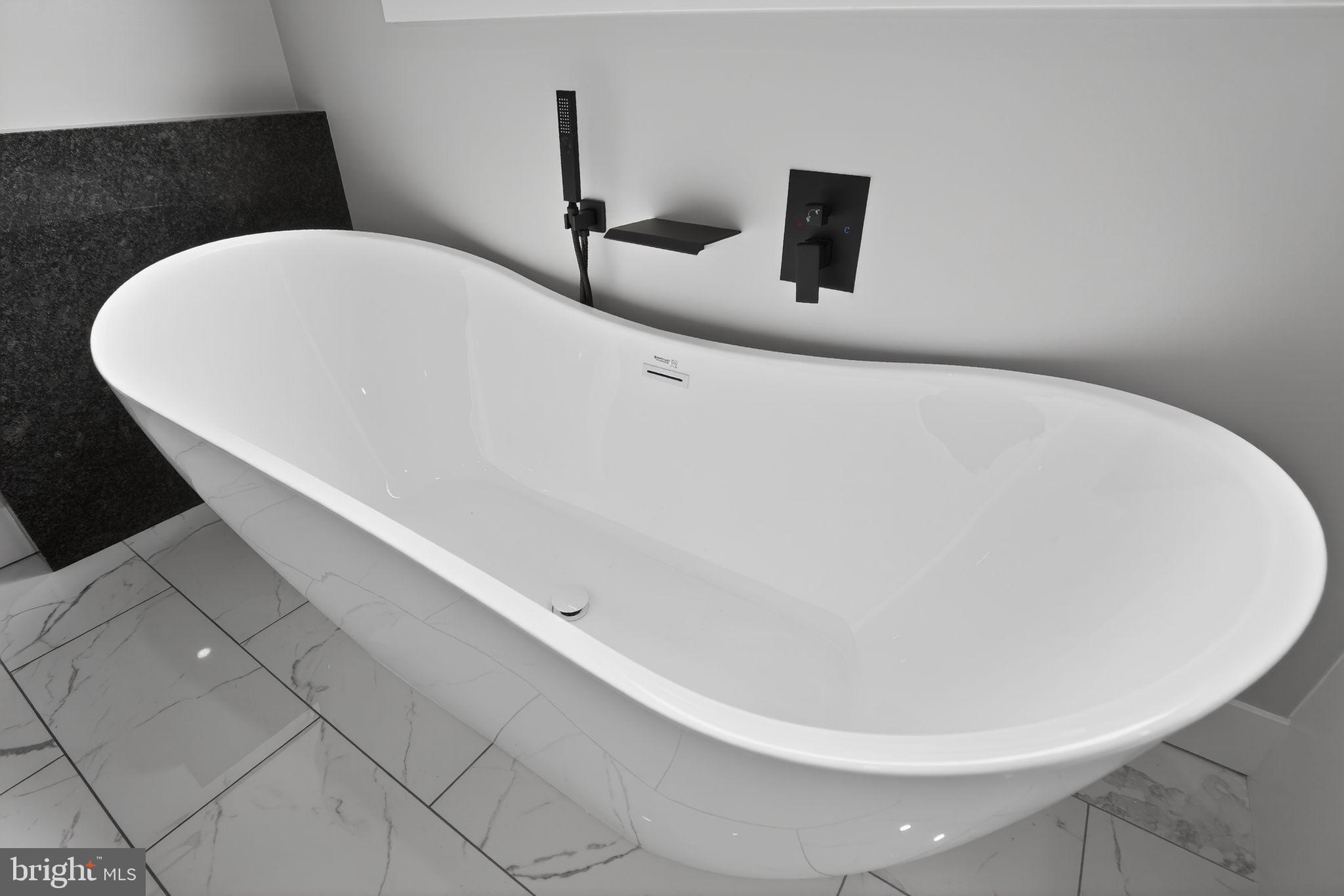 AVONDALE - Residential