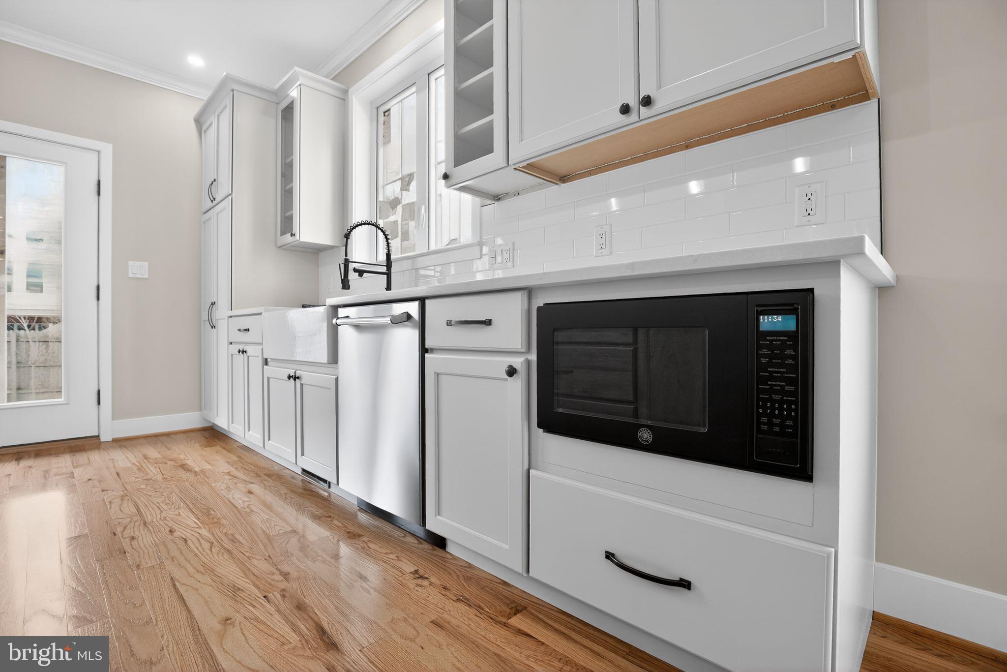 AVONDALE - Residential