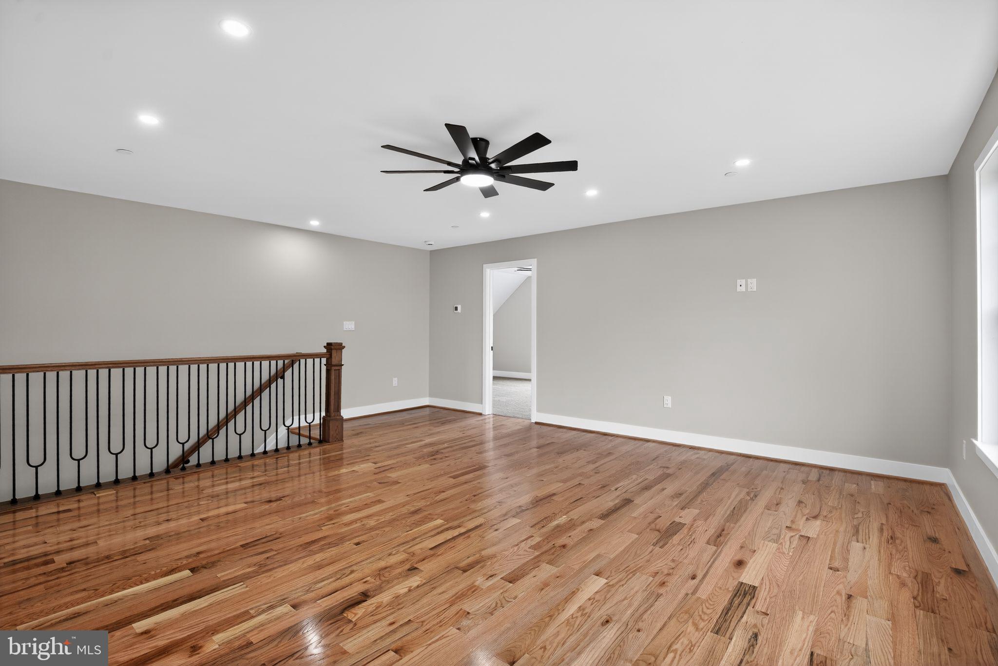 AVONDALE - Residential