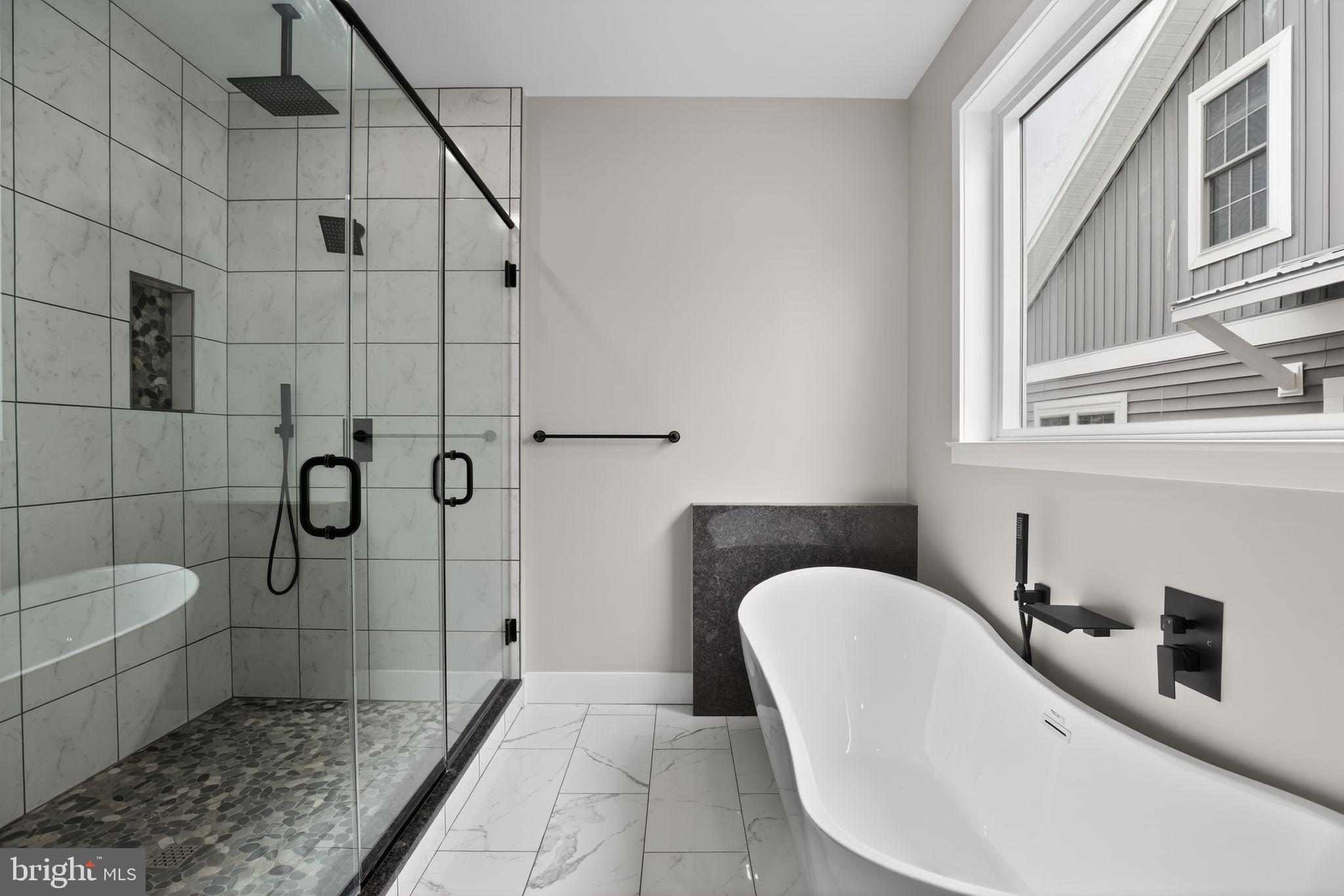 AVONDALE - Residential