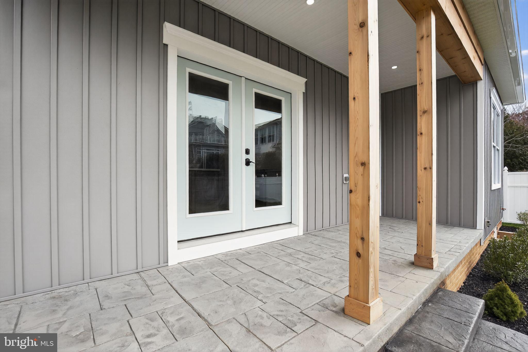 AVONDALE - Residential