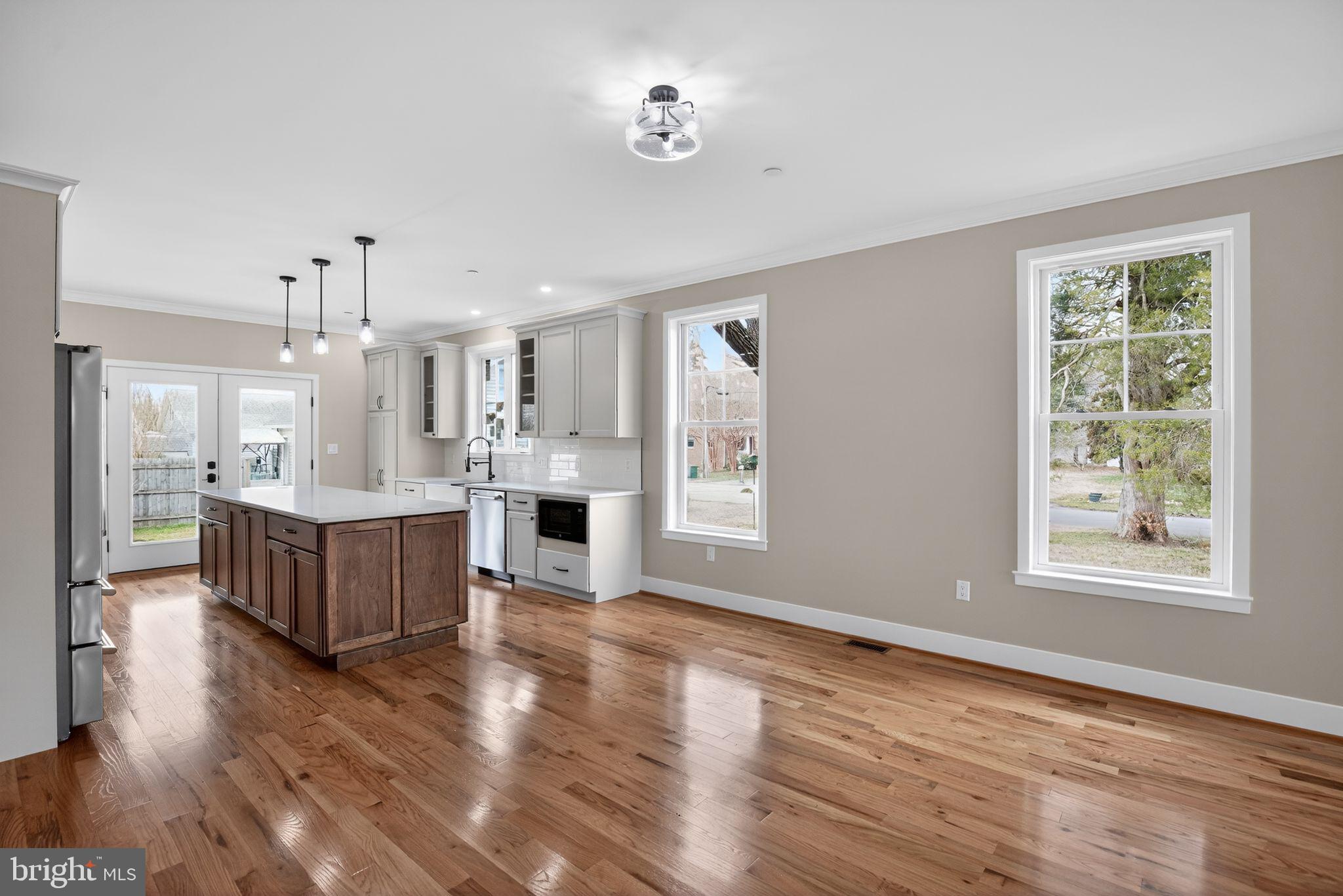 AVONDALE - Residential