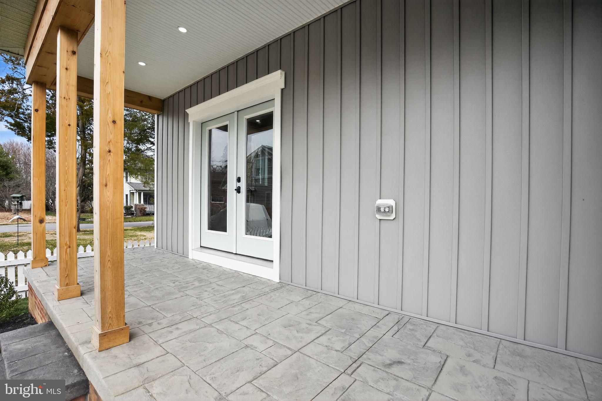 AVONDALE - Residential