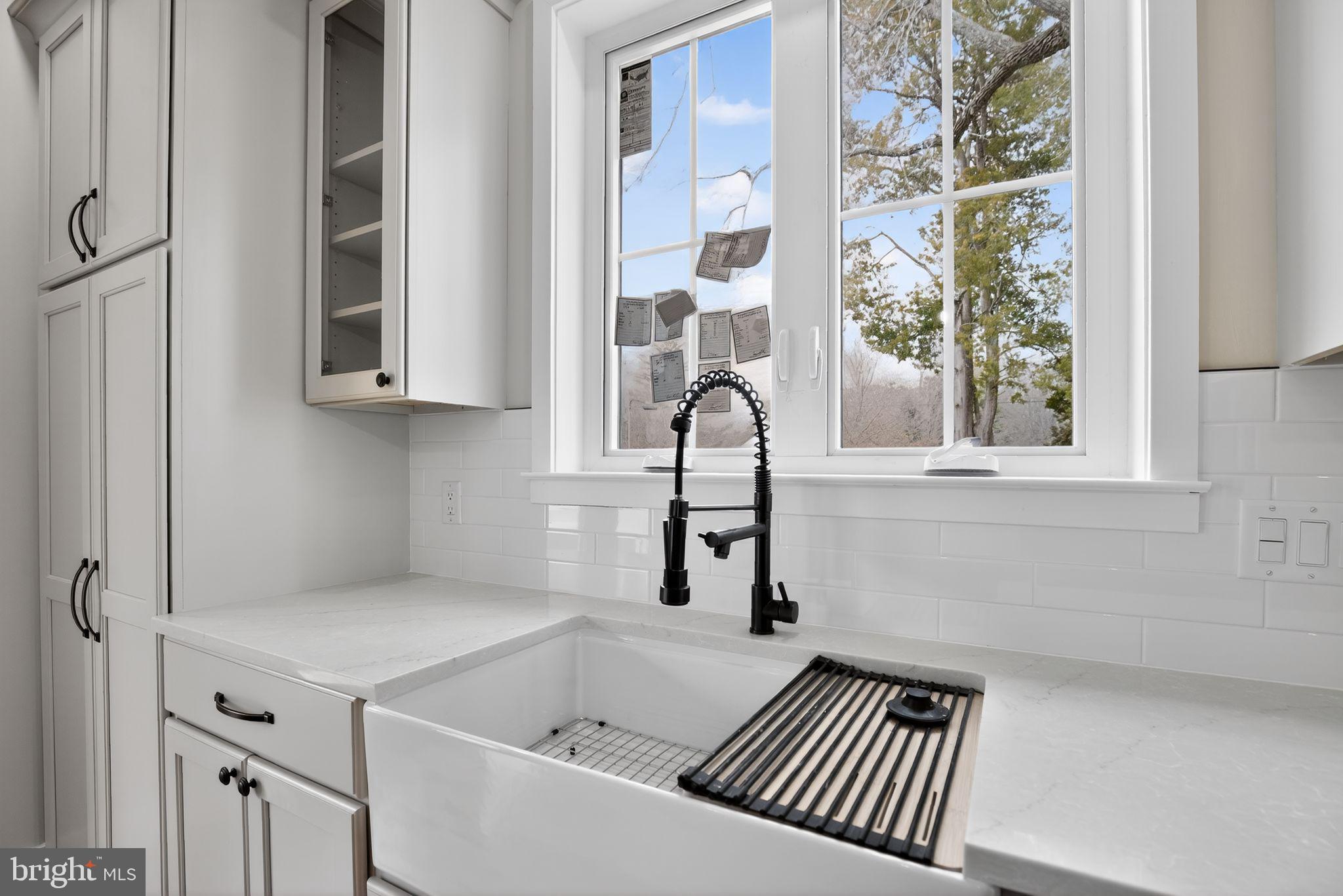 AVONDALE - Residential