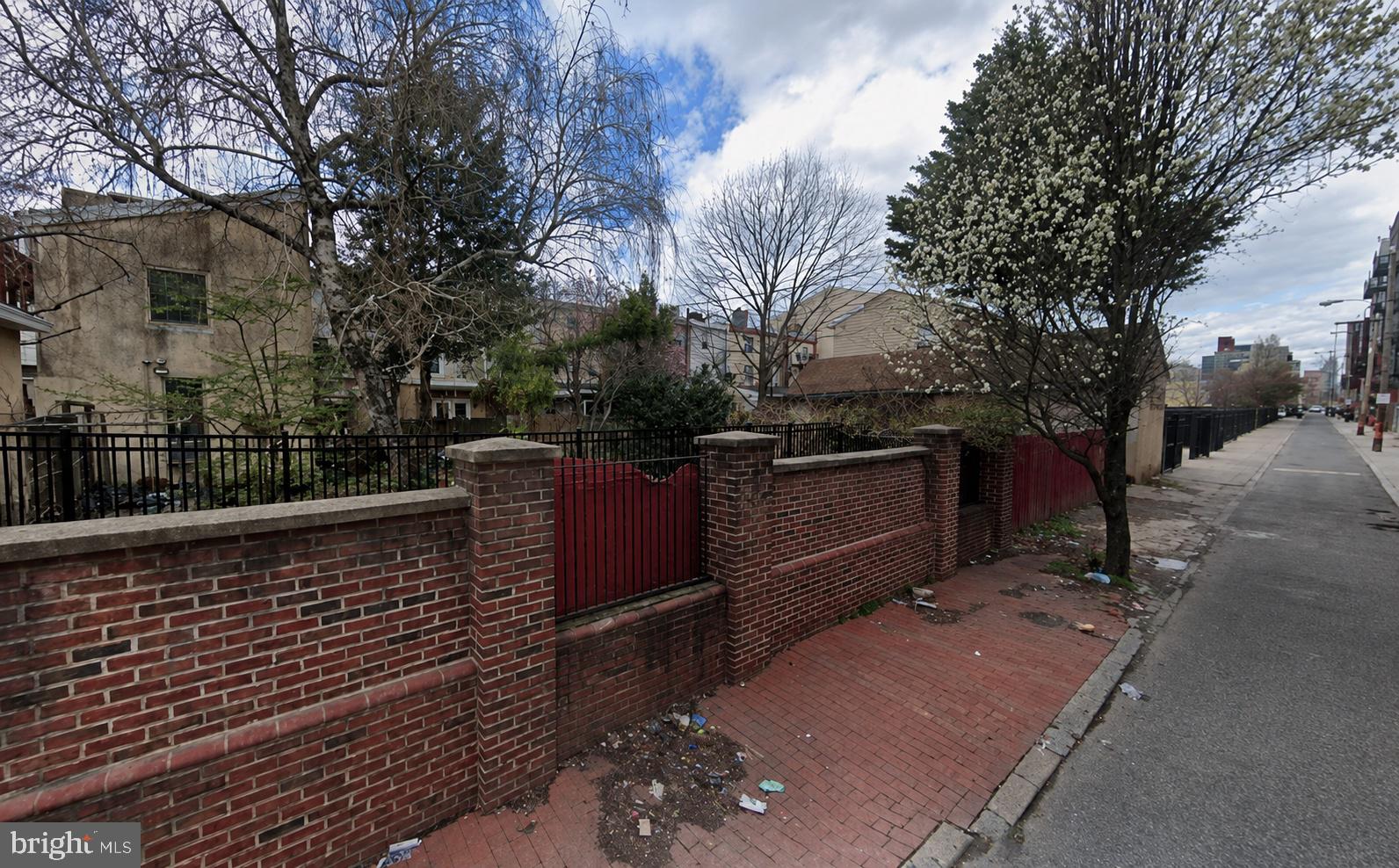 1212 N HOPE STREET 16